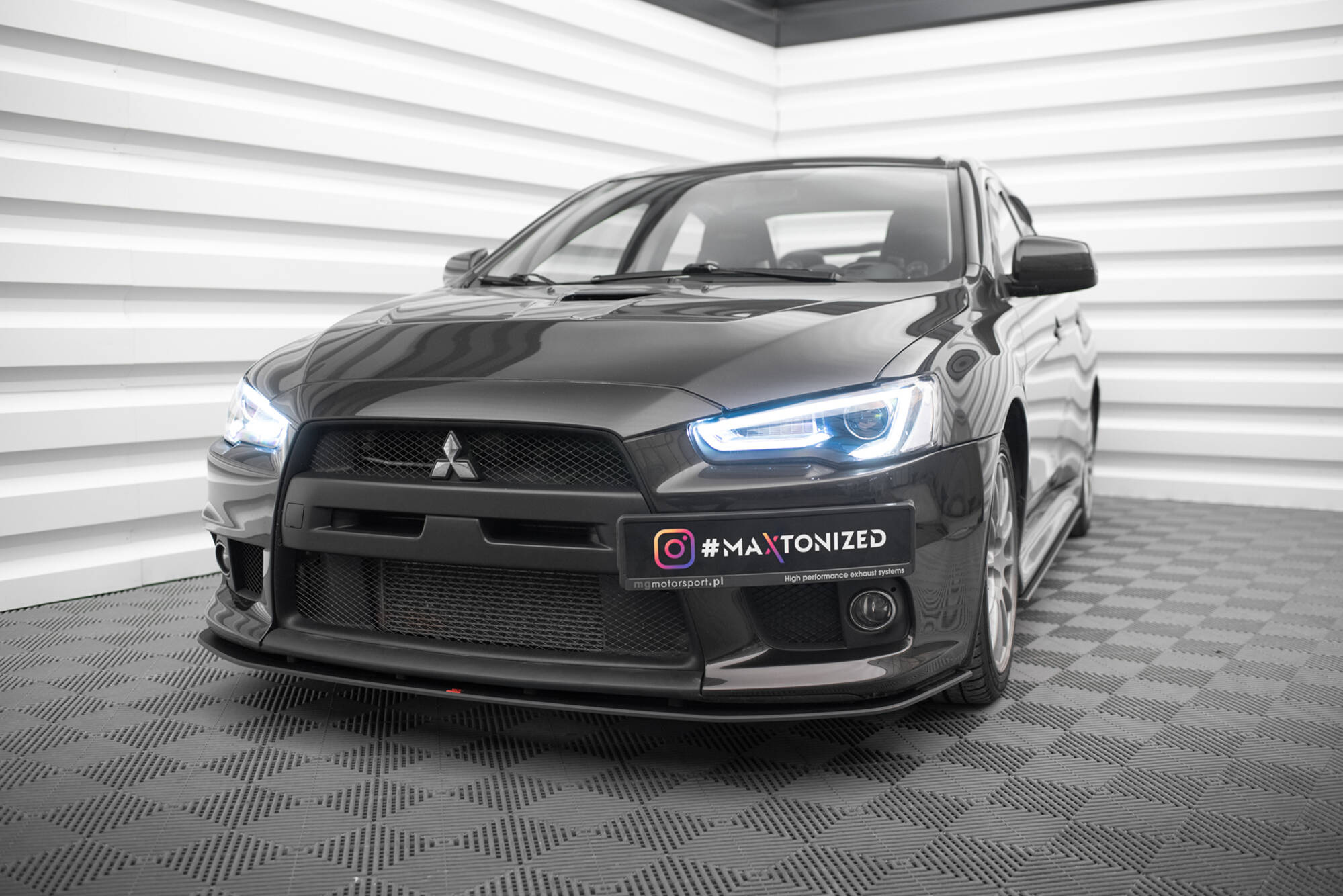 Frontspoiler Mitsubishi Lancer EVO X 2007 - 2015 | Sport Glossy Black Edition