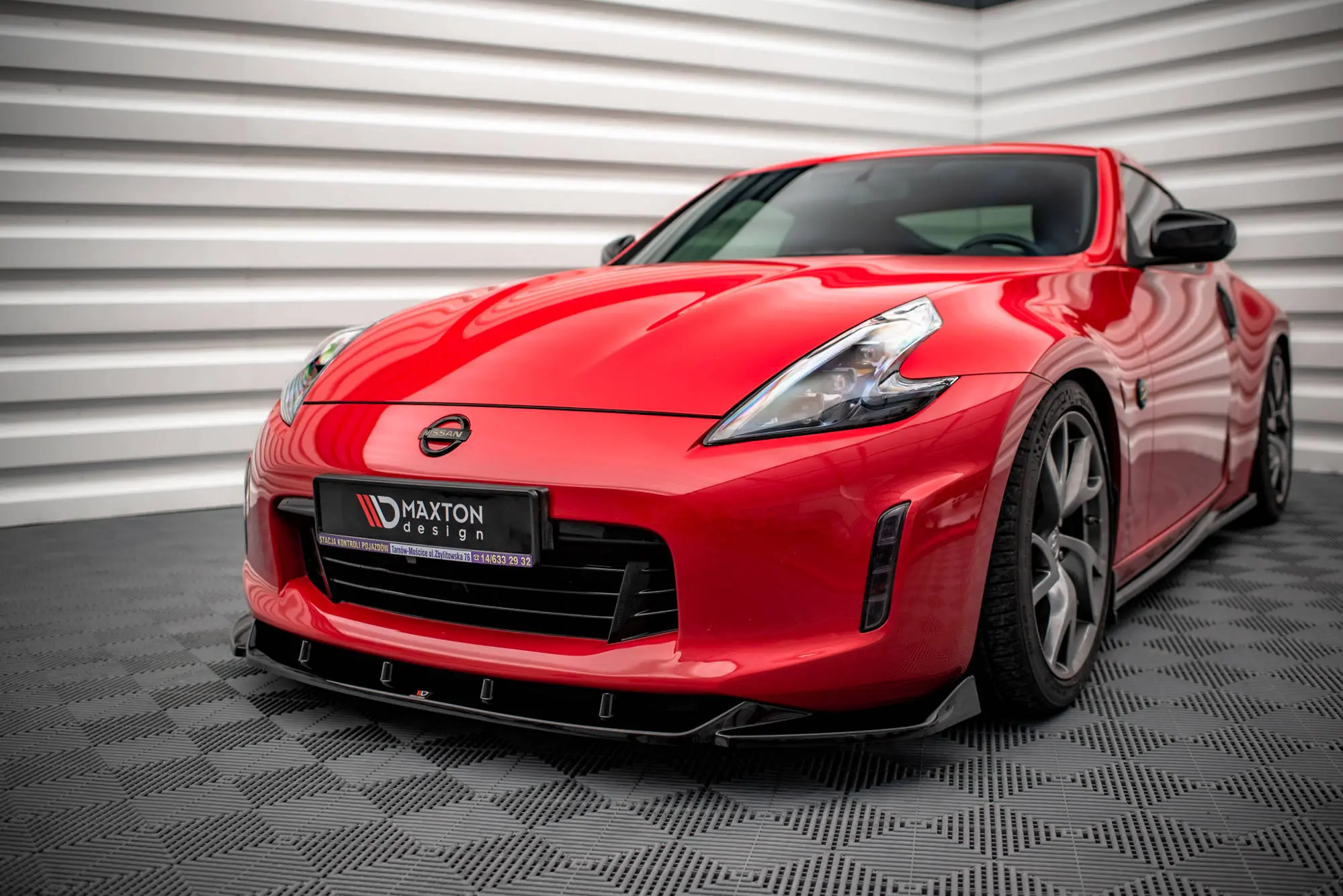 Frontspoiler Nissan 370Z Facelift 2012-2020 | V.2 Glossy Black Edition – bilde 4