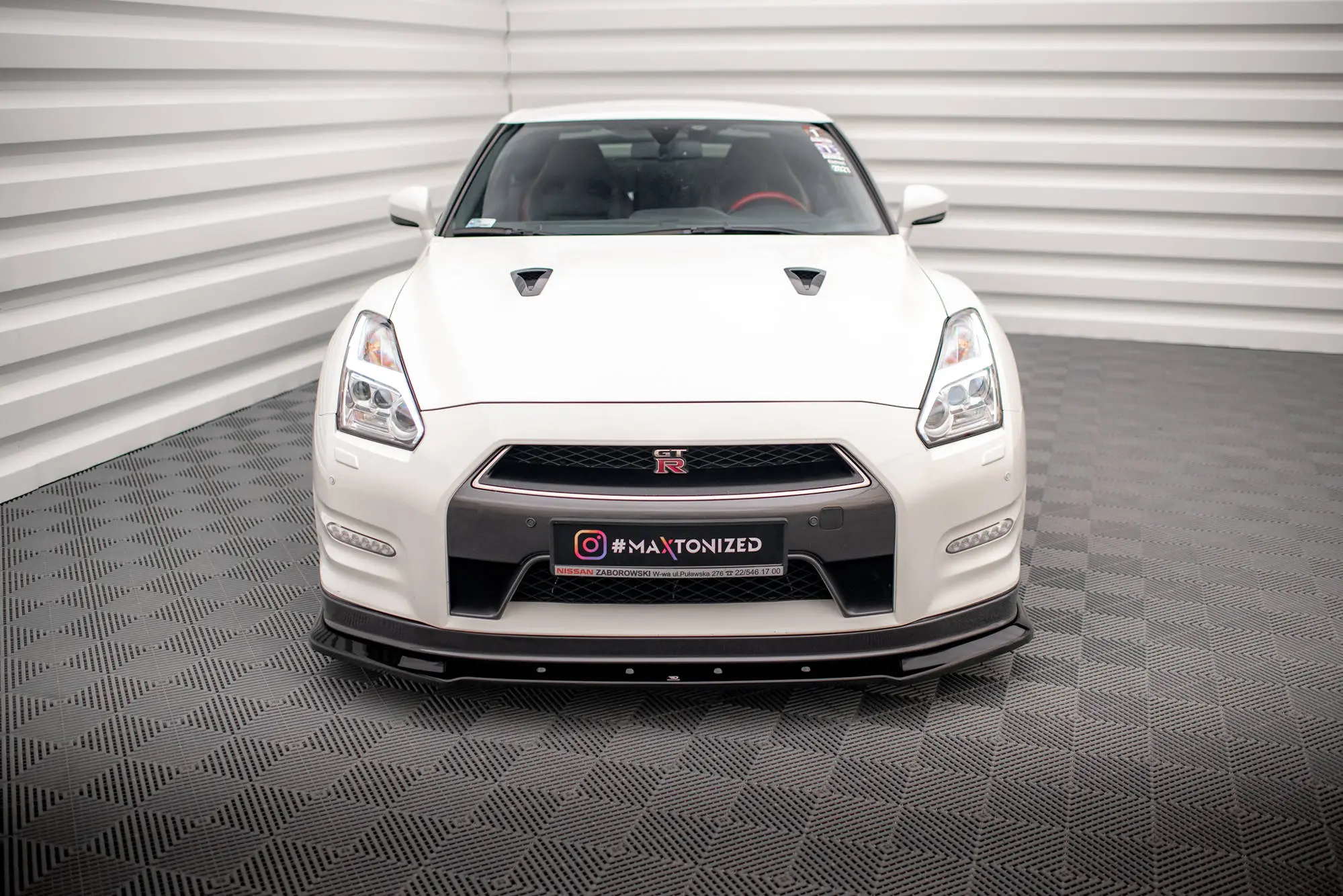 Frontspoiler Nissan GT-R R35 Facelift 2011-2016 | Glossy Black Edition – bilde 3