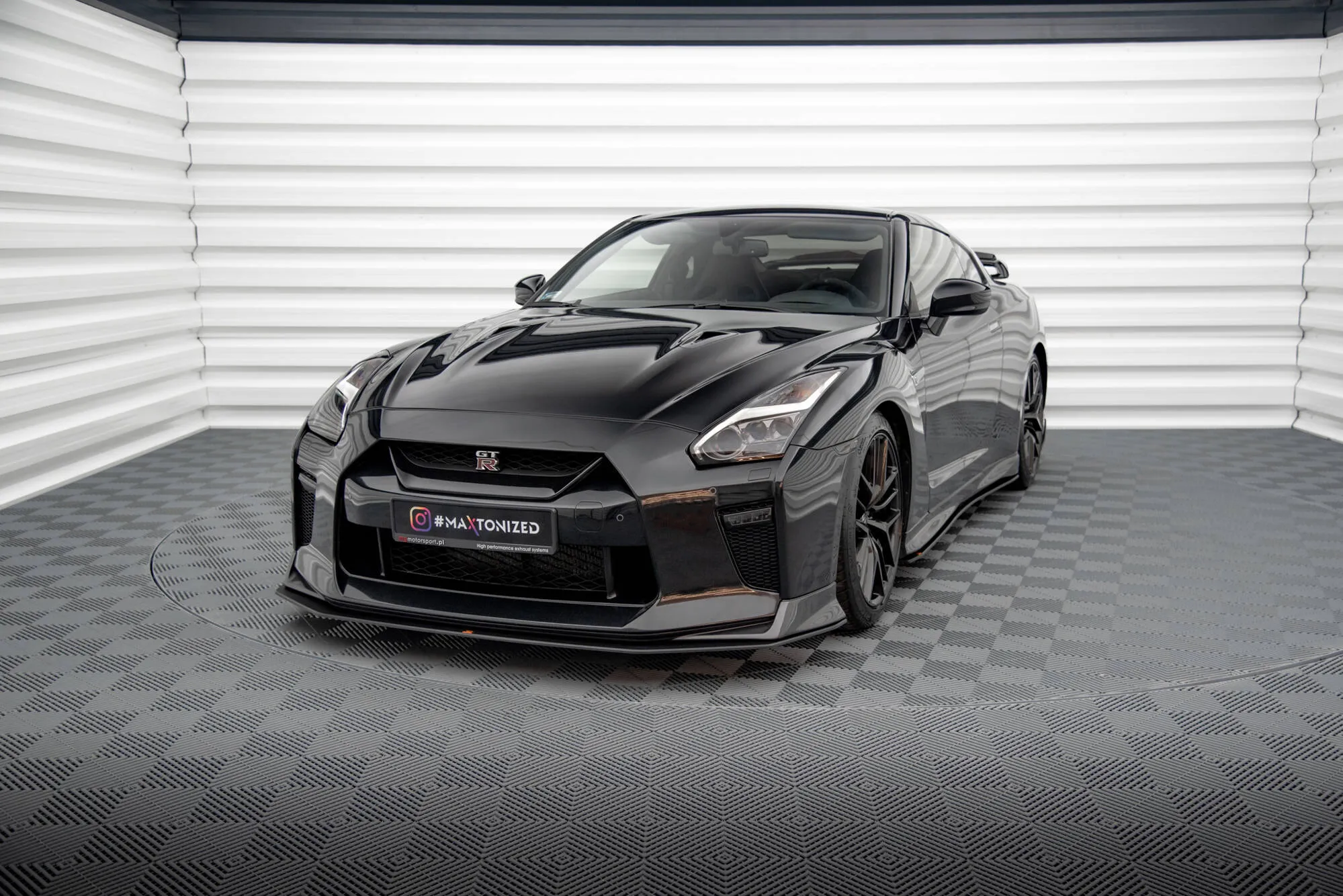 Frontspoiler Nissan Gtr R35 facelift 2016 - 2022 | Street Pro Black Edition – bilde 2