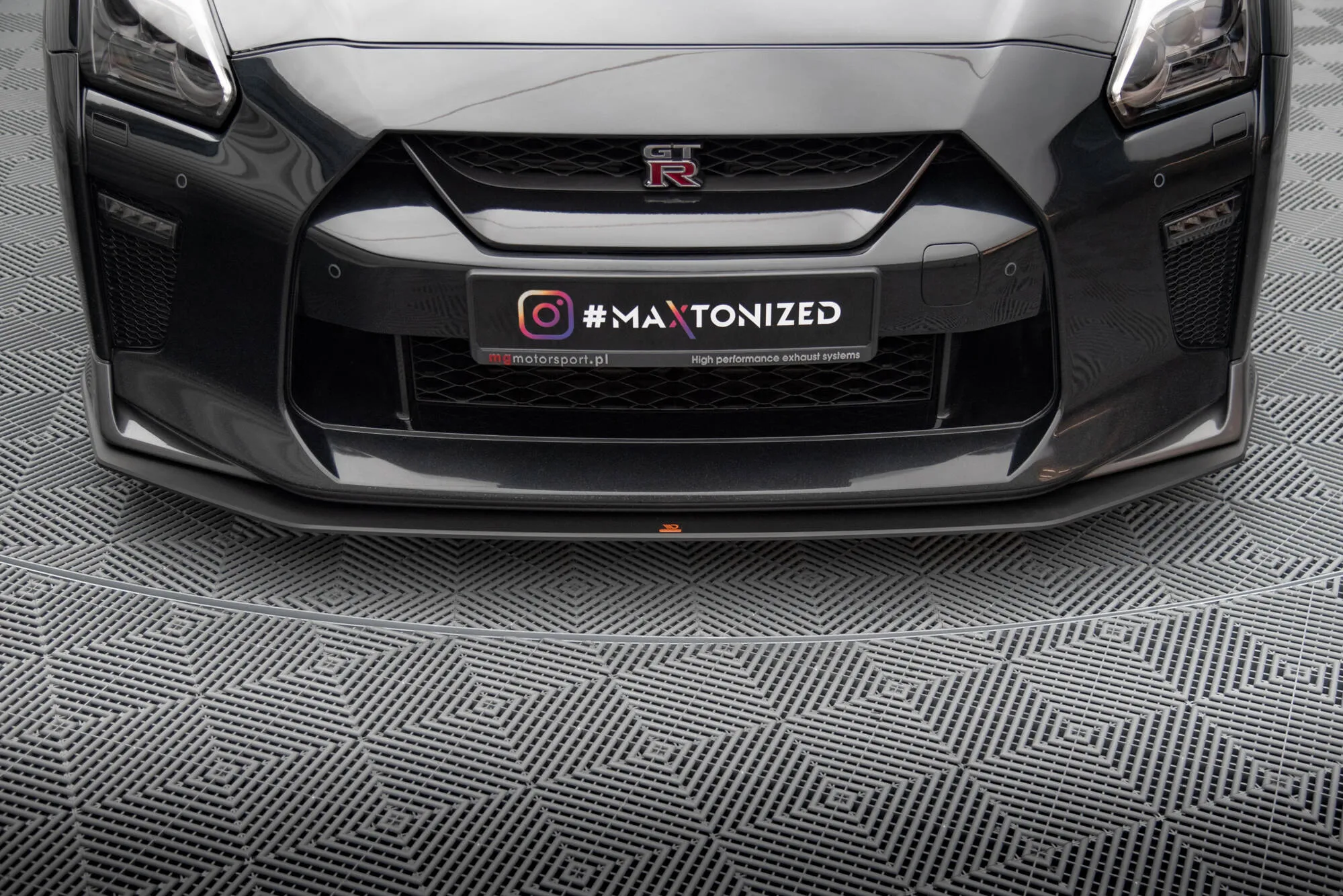 Frontspoiler Nissan Gtr R35 facelift 2016 - 2022 | Street Pro Black Edition – bilde 3