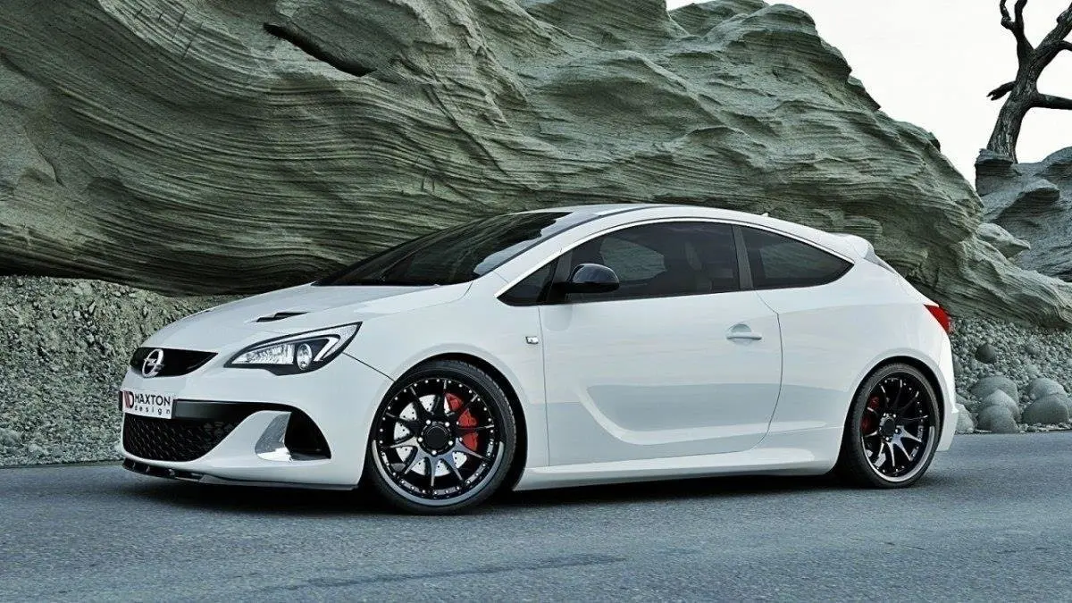 Frontspoiler Opel Astra J OPC / Vauxhall Astra J VXR Nurburg 2009-2015 | Glossy Black Edition – bilde 4