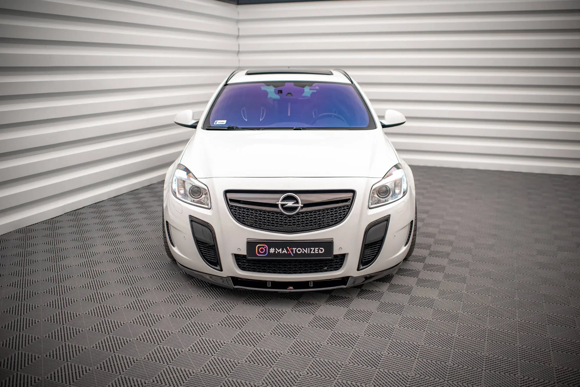 Frontspoiler Opel Insignia I OPC 2009-2013 | V.1 Glossy Black Edition – bilde 2