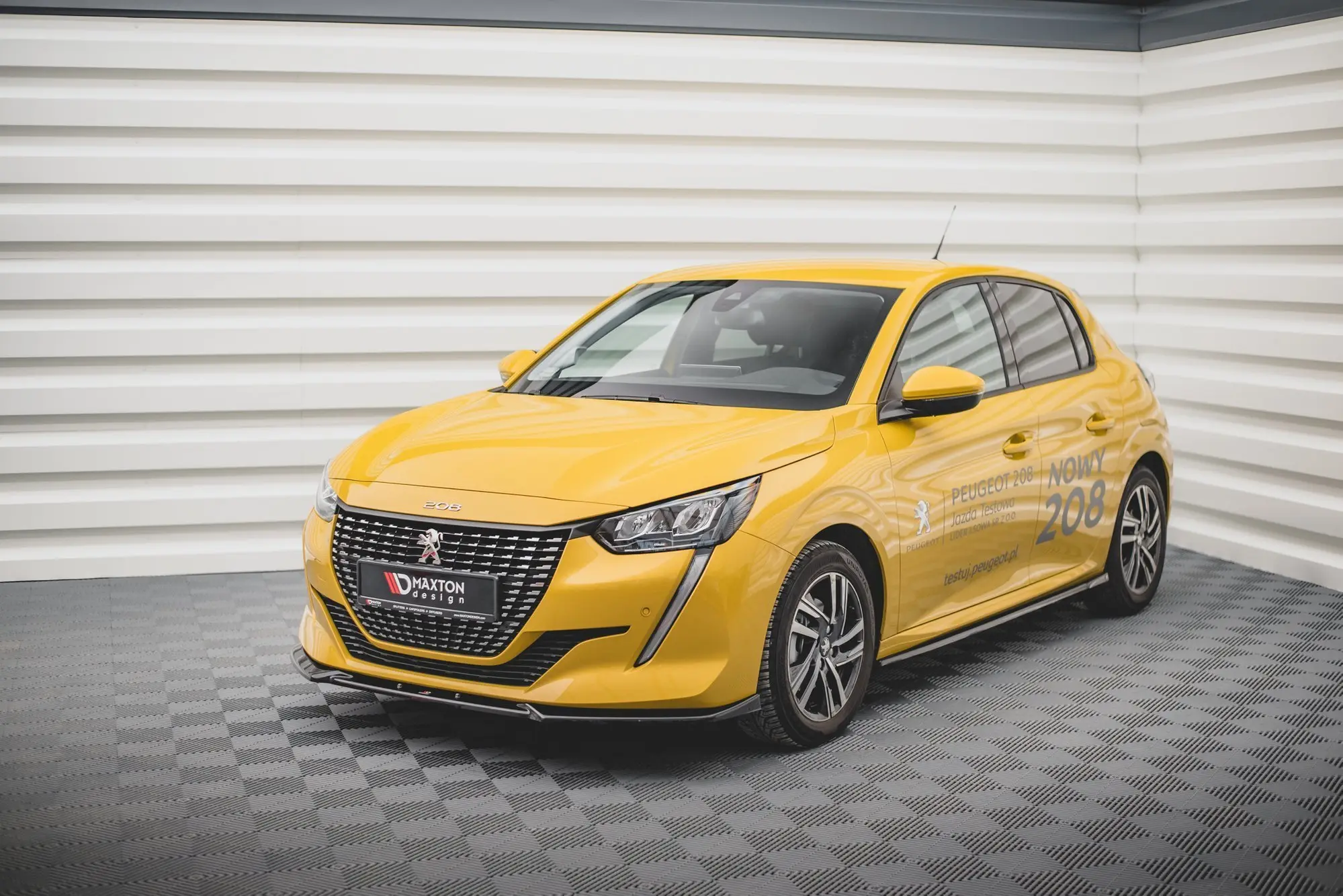 Frontspoiler Peugeot 208 II / Peugeot e-208 2019 -> | V.2 Glossy Black Edition – bilde 3