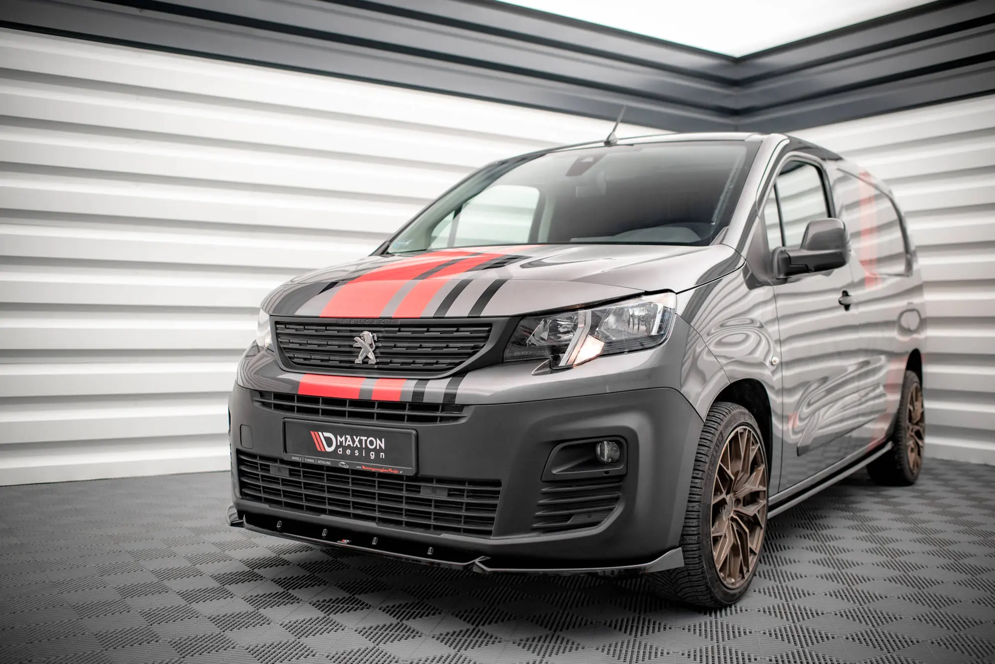 Frontspoiler Peugeot Partner III 2018 -> | Glossy Black Edition – bilde 4