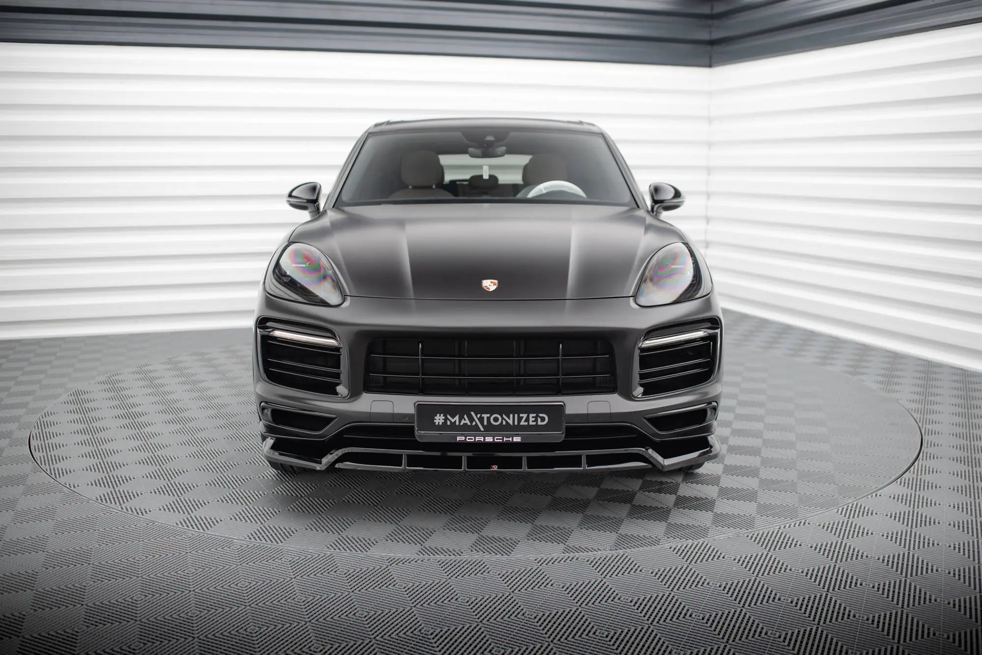 Frontspoiler Porsche Cayenne III (9YA) Sport Design 2017 - 2023 | Glossy Black Edition – bilde 4