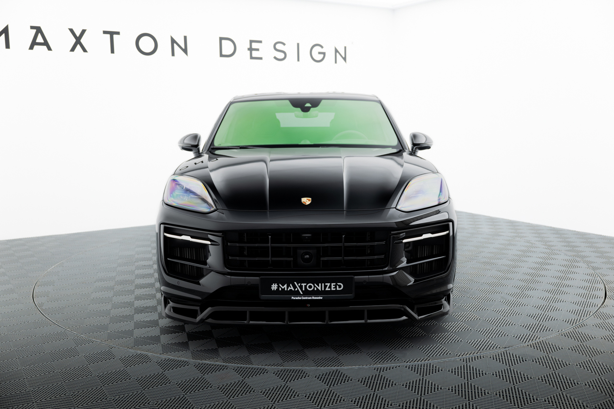 Frontspoiler Porsche Cayenne Sport Design III Facelift  2023 -> | Sport Glossy Black Edition – bilde 2