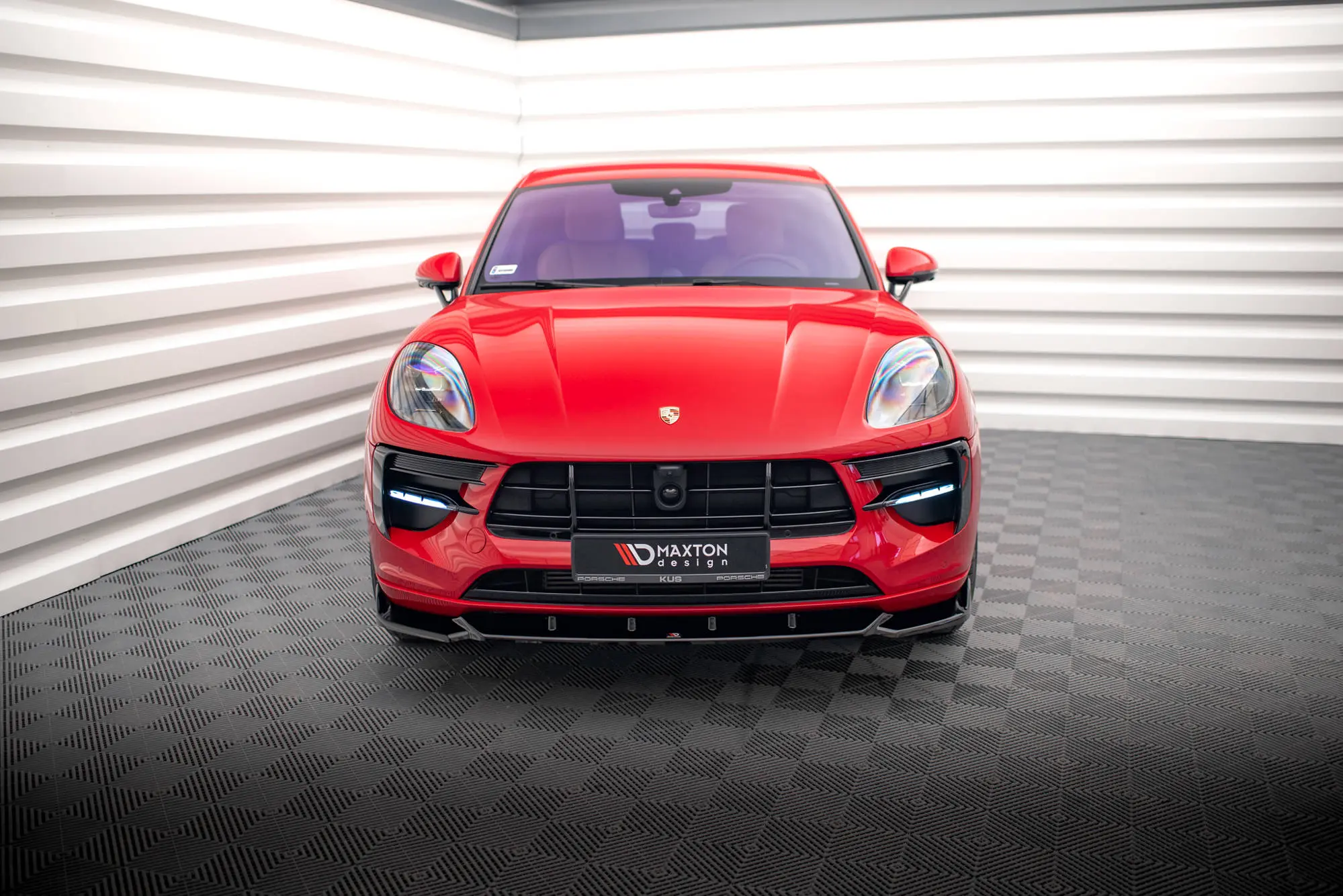 Frontspoiler Porsche Macan I (95B) Facelift 2018 - 2021 | V.1 Glossy Black Edition – bilde 2