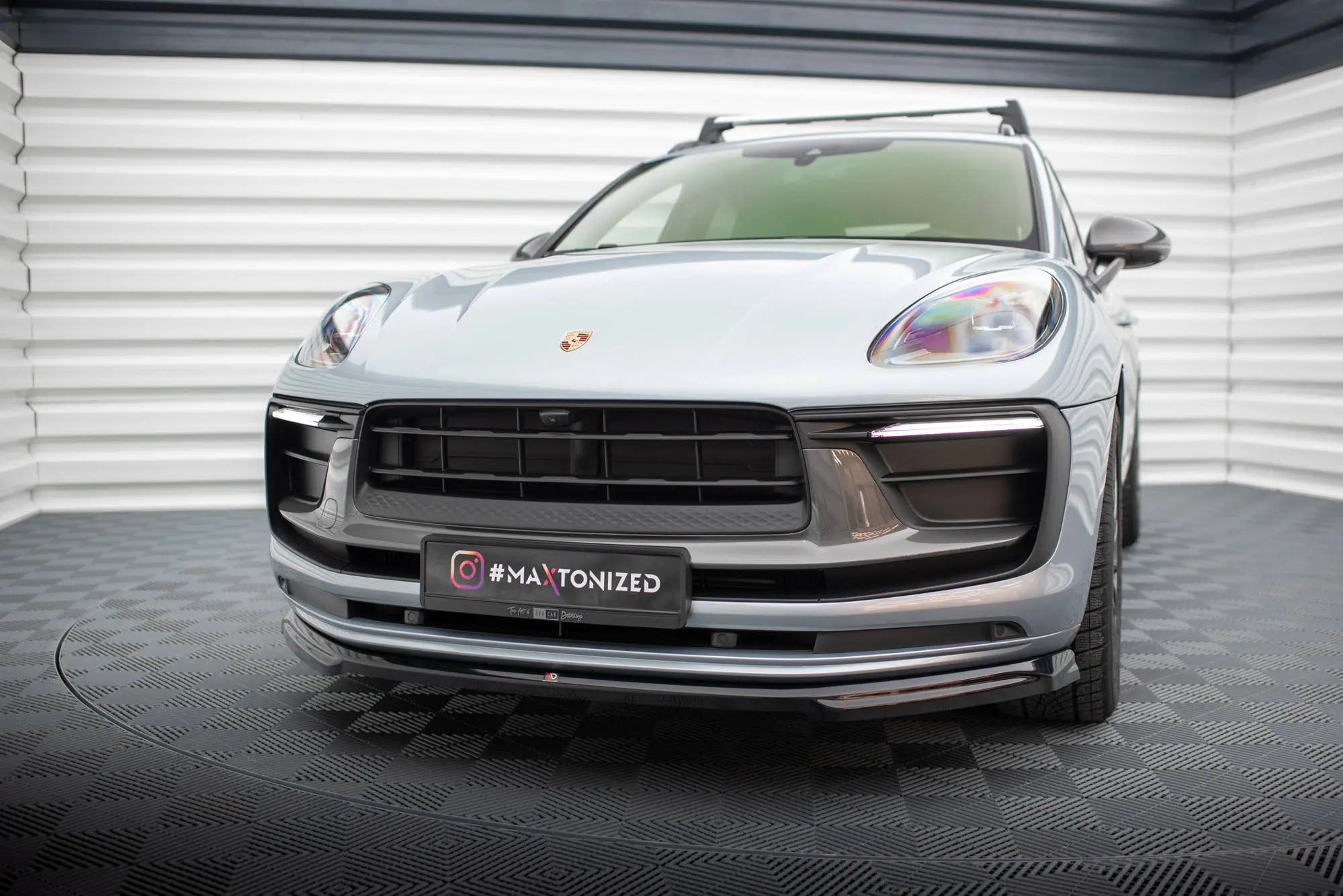 Frontspoiler Porsche Macan I (95B) II Facelift 2021 - 2024 | Glossy Black Edition – bilde 3