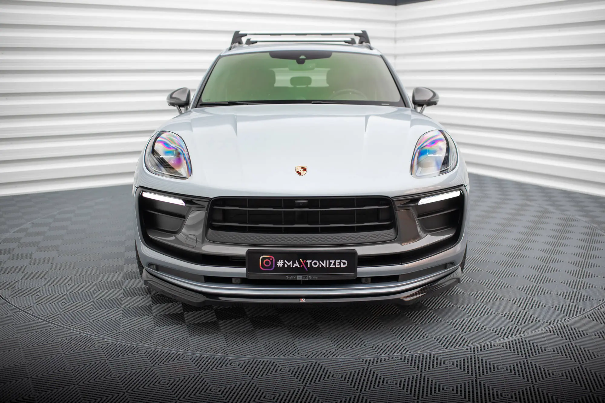 Frontspoiler Porsche Macan I (95B) II Facelift 2021 - 2024 | Glossy Black Edition – bilde 4