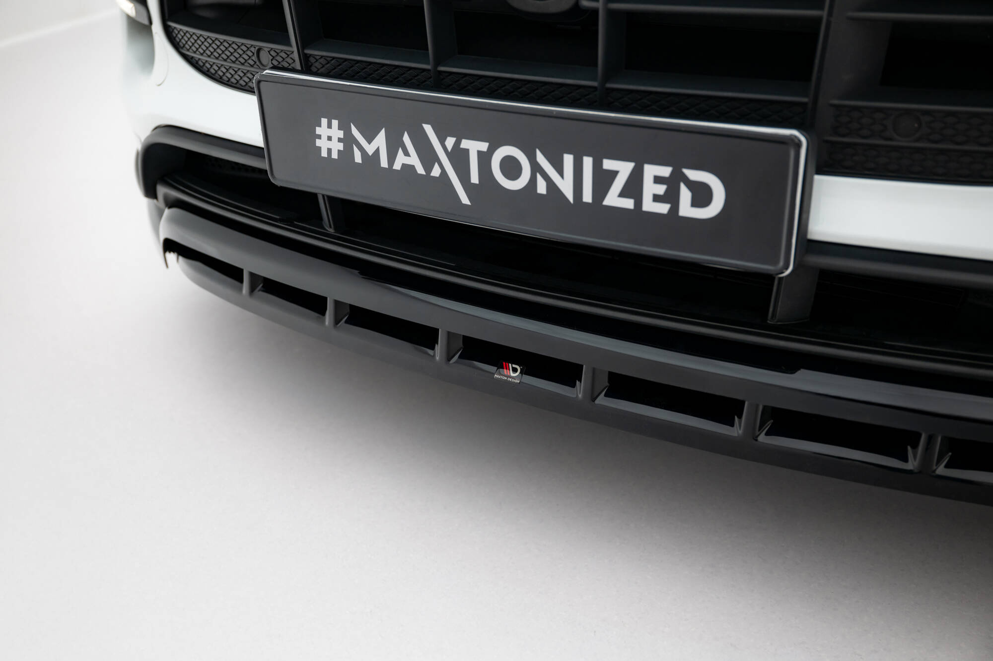Frontspoiler Porsche Macan Turbo I 2014 - 2018 | Sport Glossy Black Edition Image 3