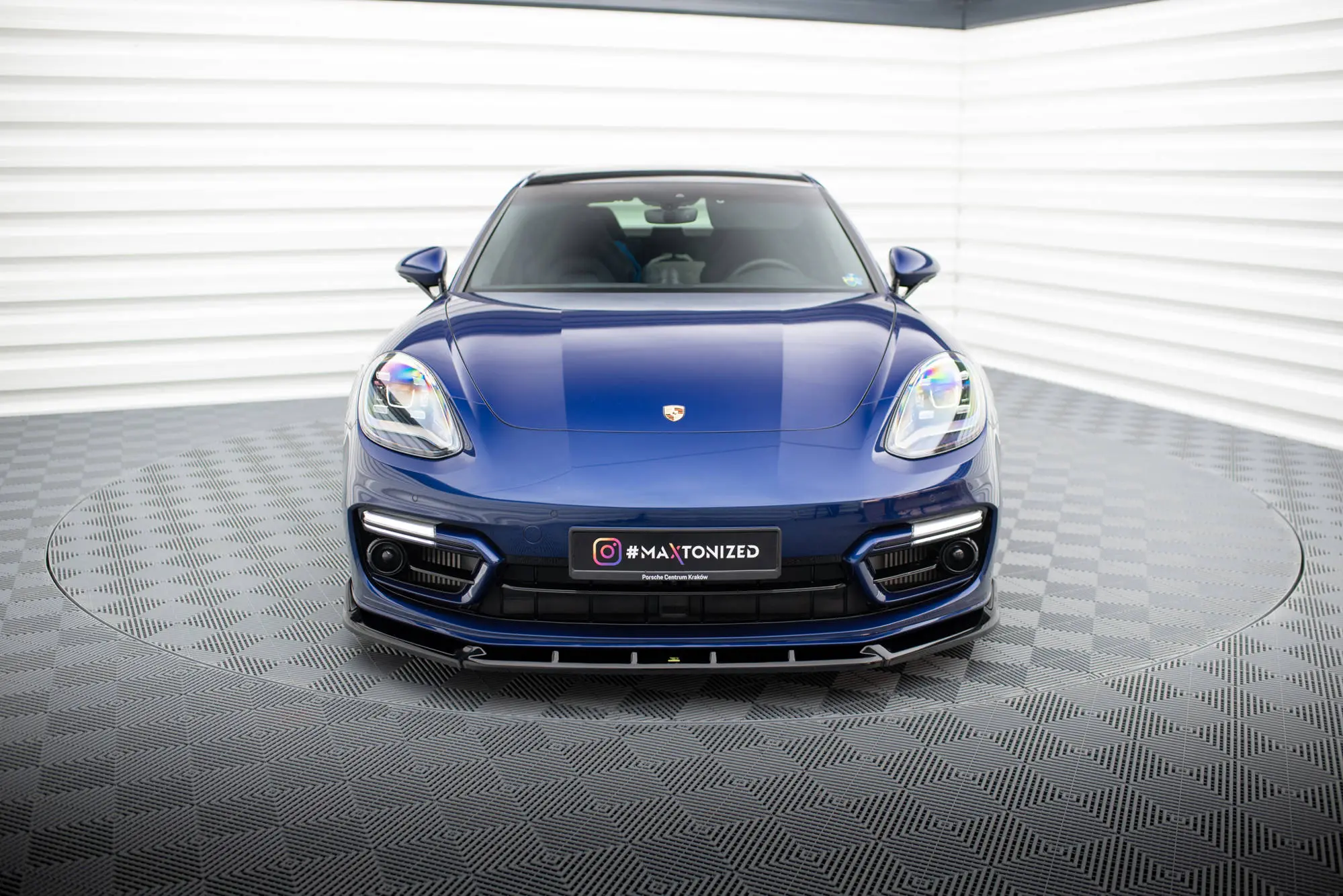 Frontspoiler Porsche Panamera E-Hybrid (971) Facelift 2020 - 2023 | V.2 Glossy Black Edition – bilde 3