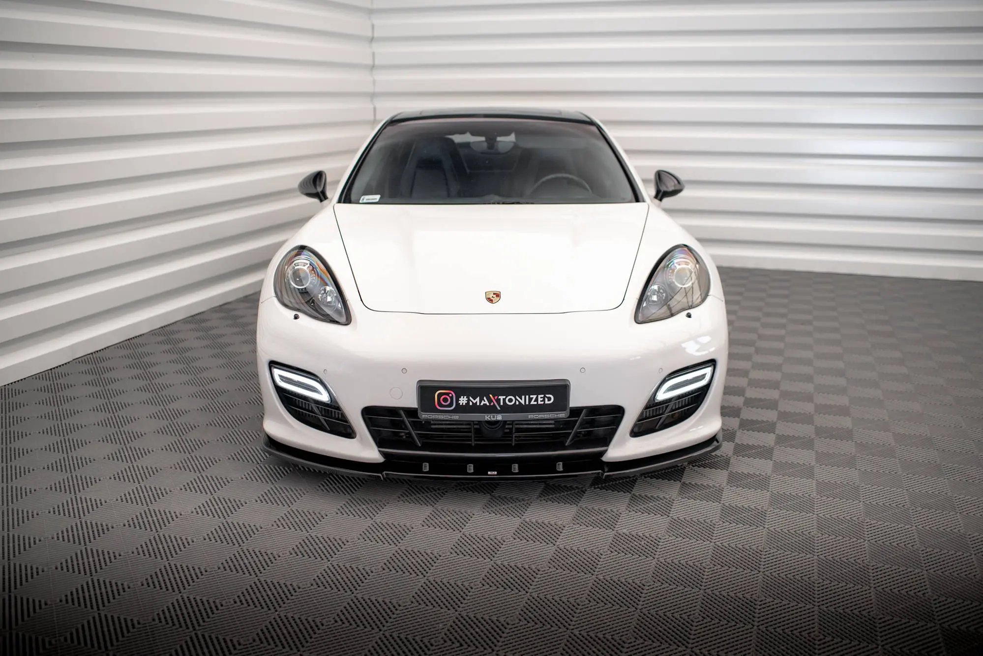 Frontspoiler Porsche Panamera I (970) Turbo Sport Design Package 2009-2013 | V.1 Glossy Black Edition – bilde 2