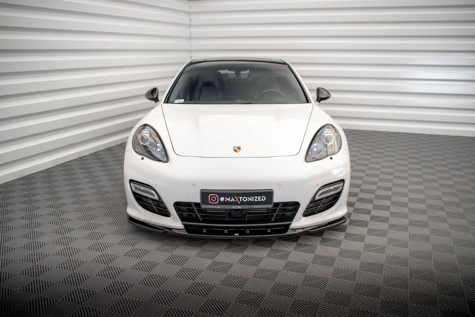 Frontspoiler Porsche Panamera I (970) Turbo Sport Design Package 2009-2013 | V.2 Glossy Black Edition – bilde 2