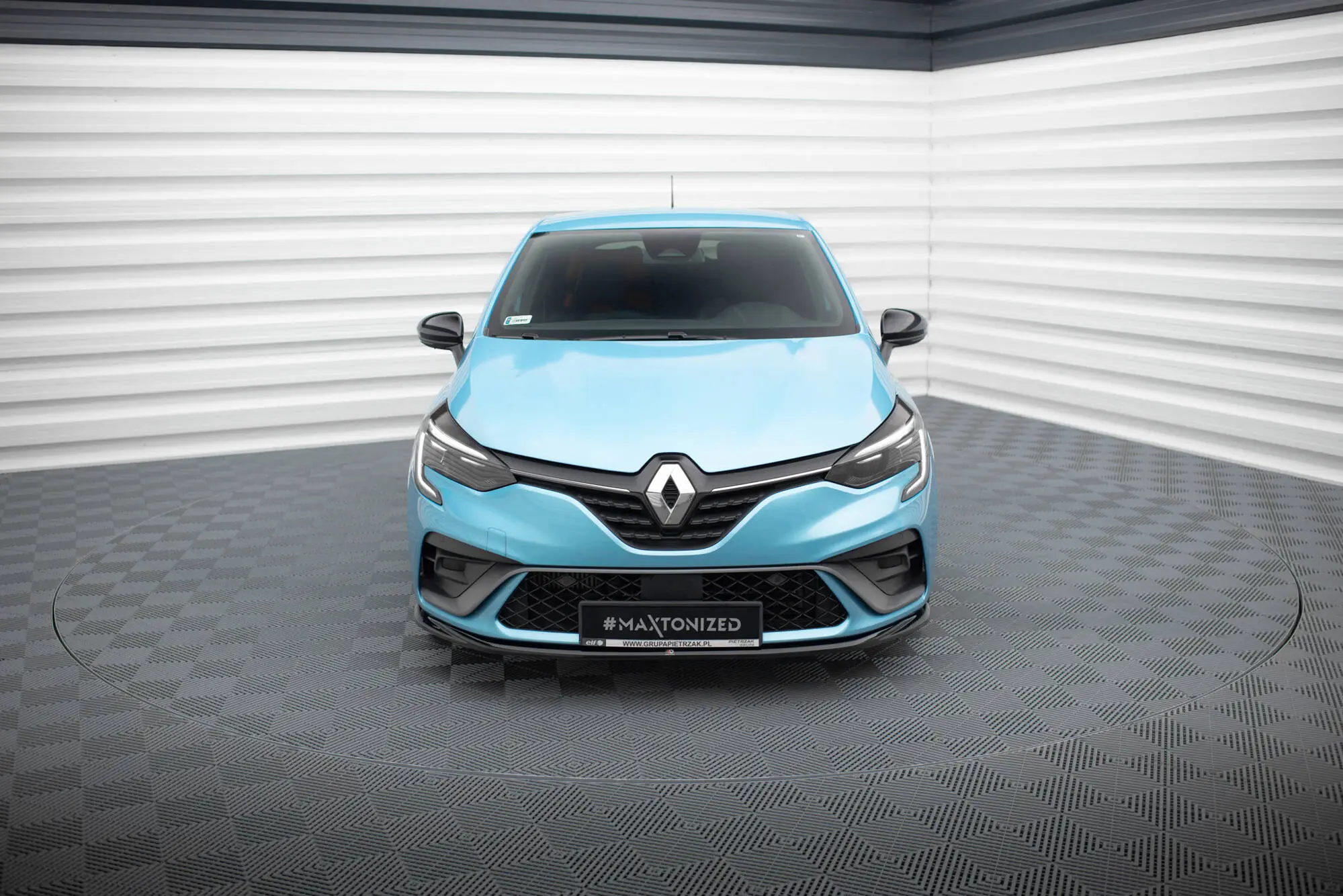 Frontspoiler Renault Clio mk5 R.S. Line 2019 - 2023 | V.2 Glossy Black Edition – bilde 3