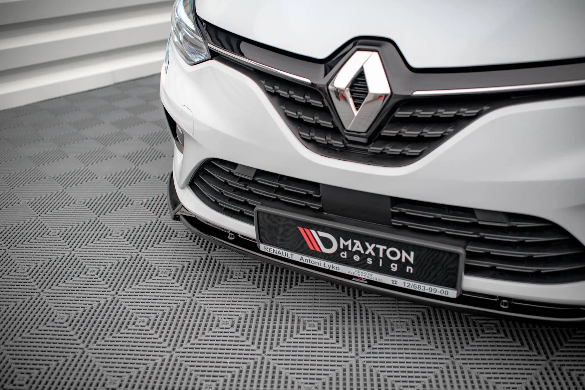 Frontspoiler Renault Clio V 2019-> | V.2 Glossy Black Edition