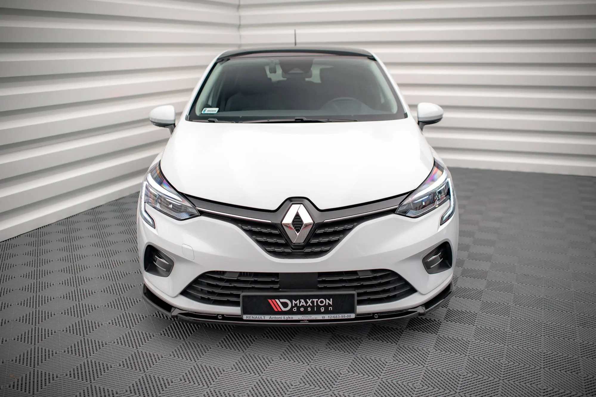 Frontspoiler Renault Clio V 2019-> | V.2 Glossy Black Edition – bilde 2