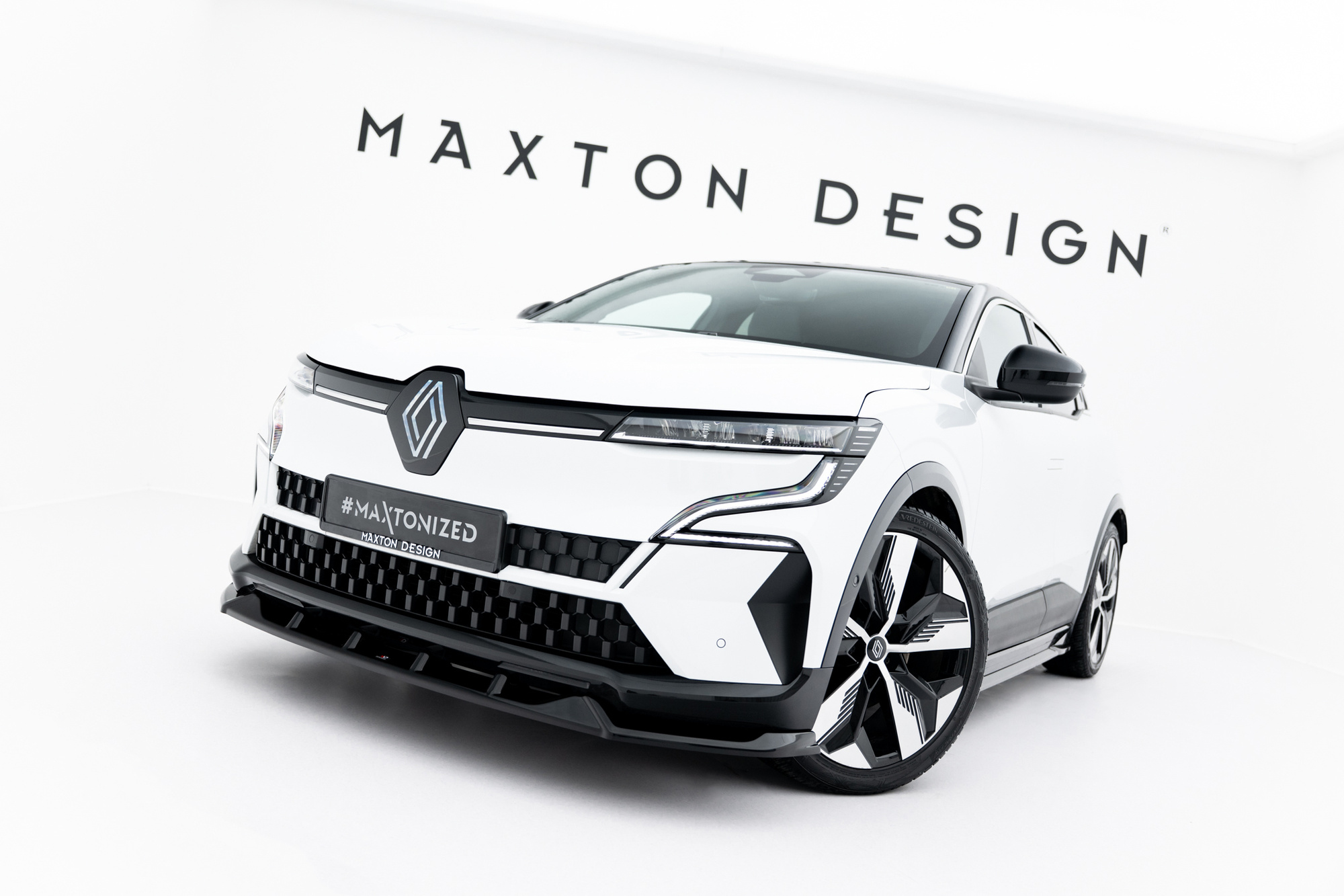 Frontspoiler Renault Megane E-Tech Electric I 2022 -> | Sport Glossy Black Edition