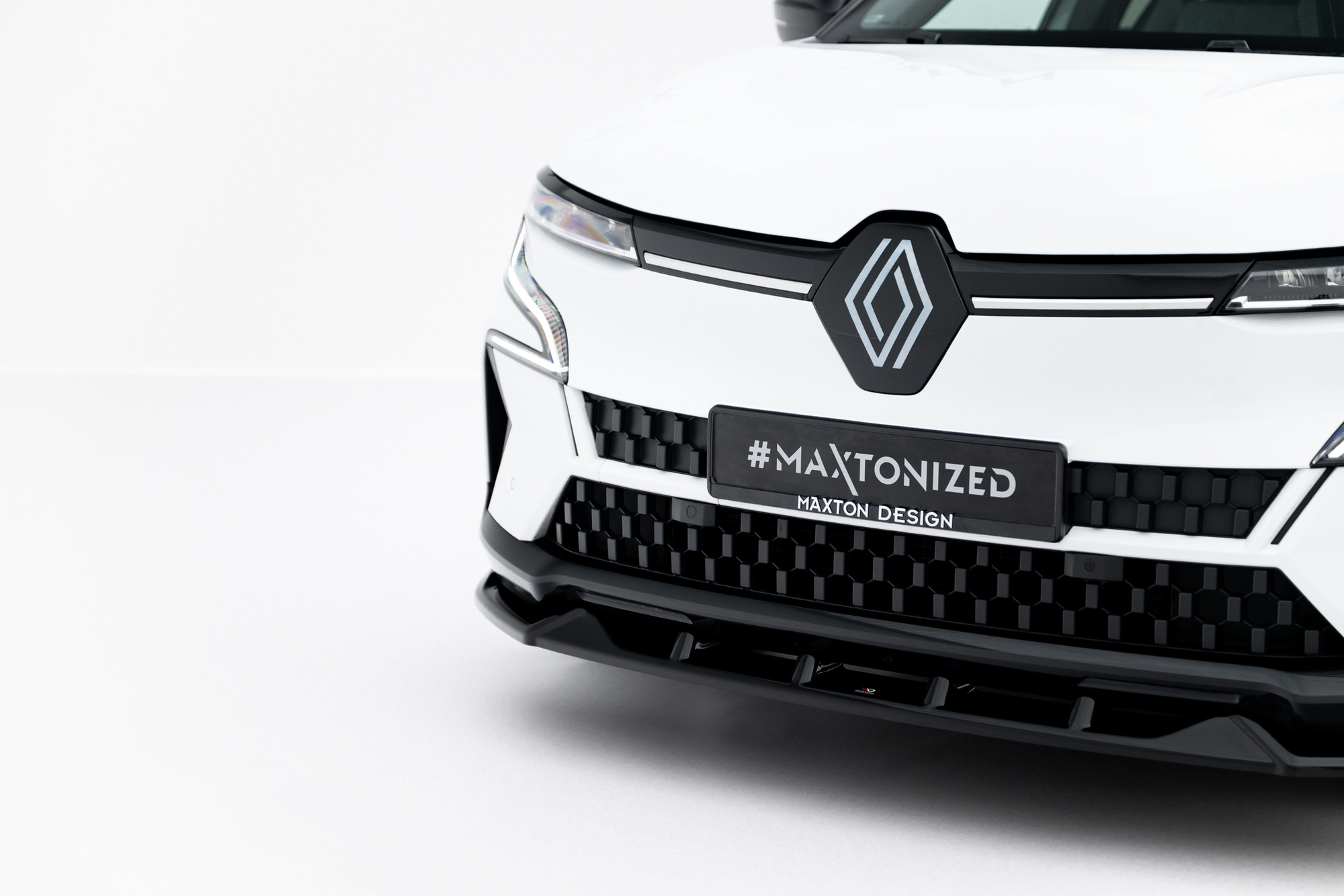 Frontspoiler Renault Megane E-Tech Electric I 2022 -> | Sport Glossy Black Edition – bilde 3