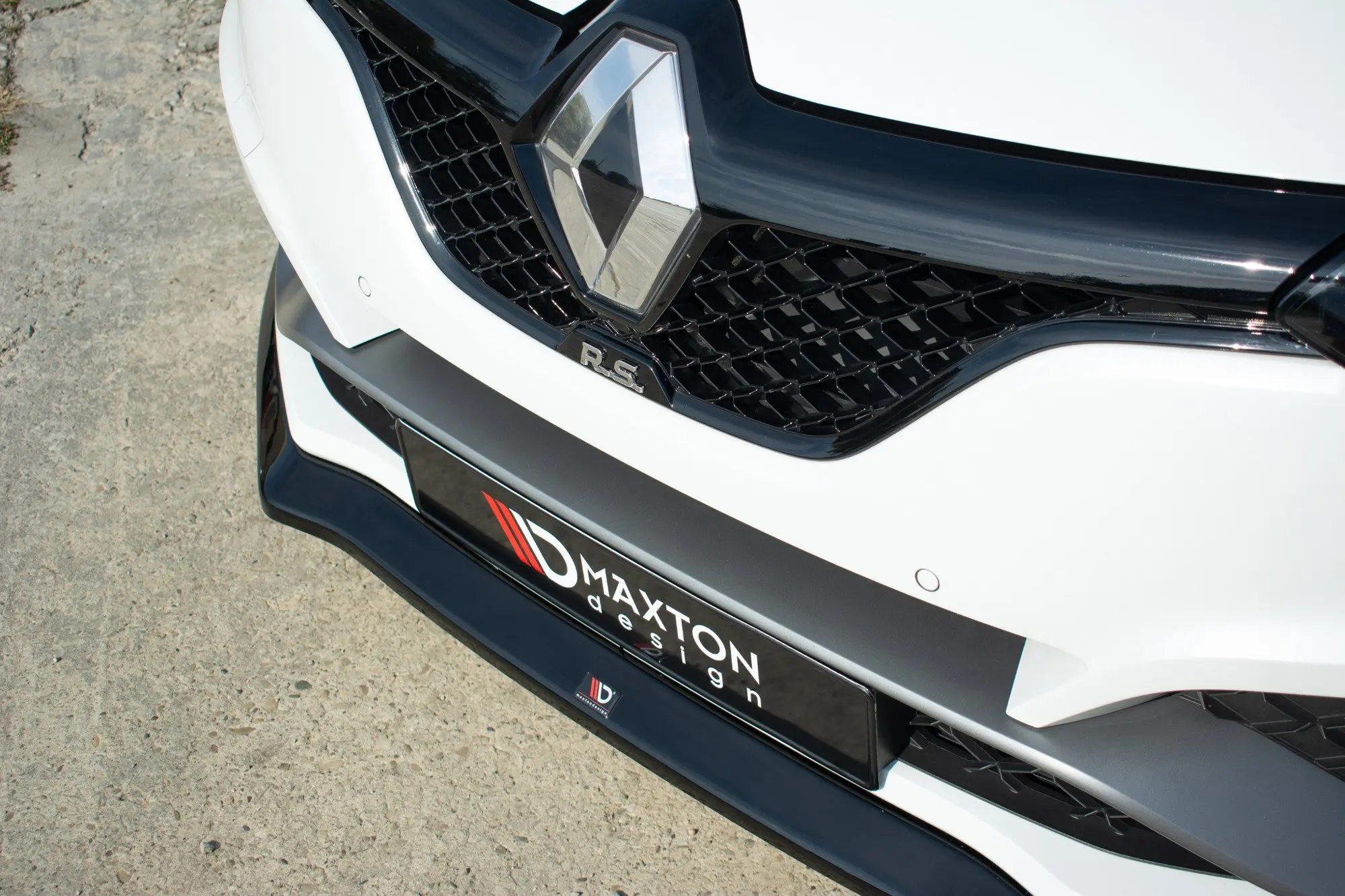 Frontspoiler Renault Megane IV RS 2018-> | V.2 Glossy Black Edition – bilde 5