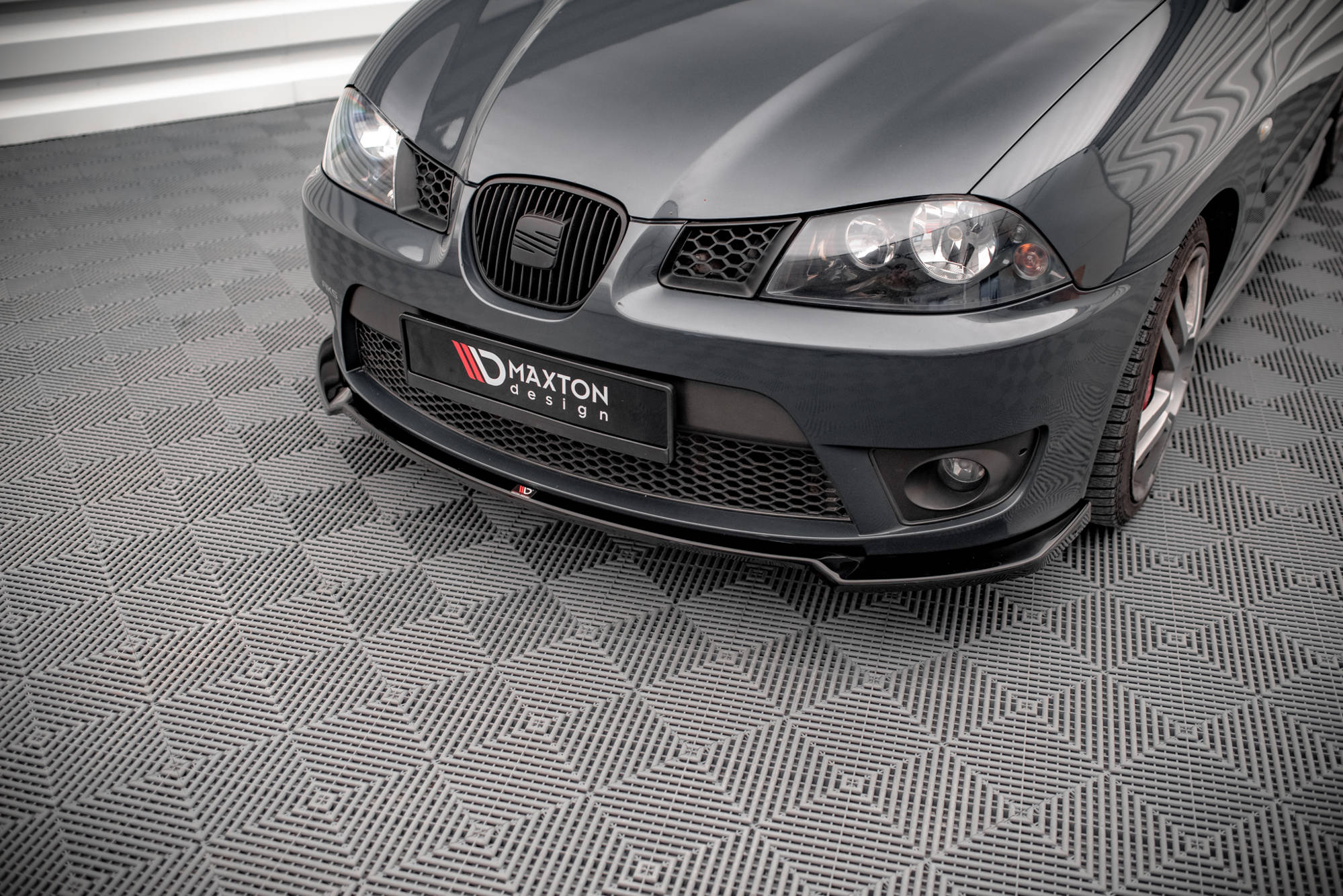 Frontspoiler Seat Ibiza III Cupra 2004-2008 | V.3 Glossy Black Edition
