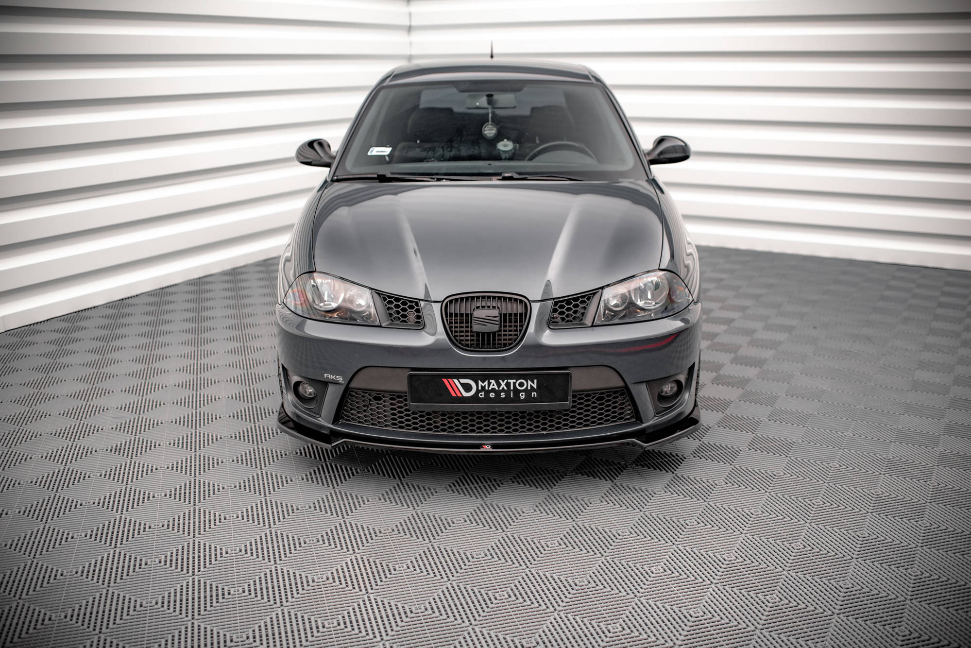 Frontspoiler Seat Ibiza III Cupra 2004-2008 | V.3 Glossy Black Edition – bilde 4