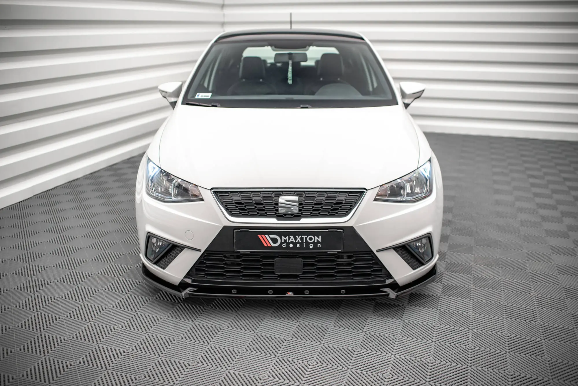 Frontspoiler Seat Ibiza V FR / Ibiza V Standard 2017-2021 | V.1 Glossy Black Edition – bilde 3