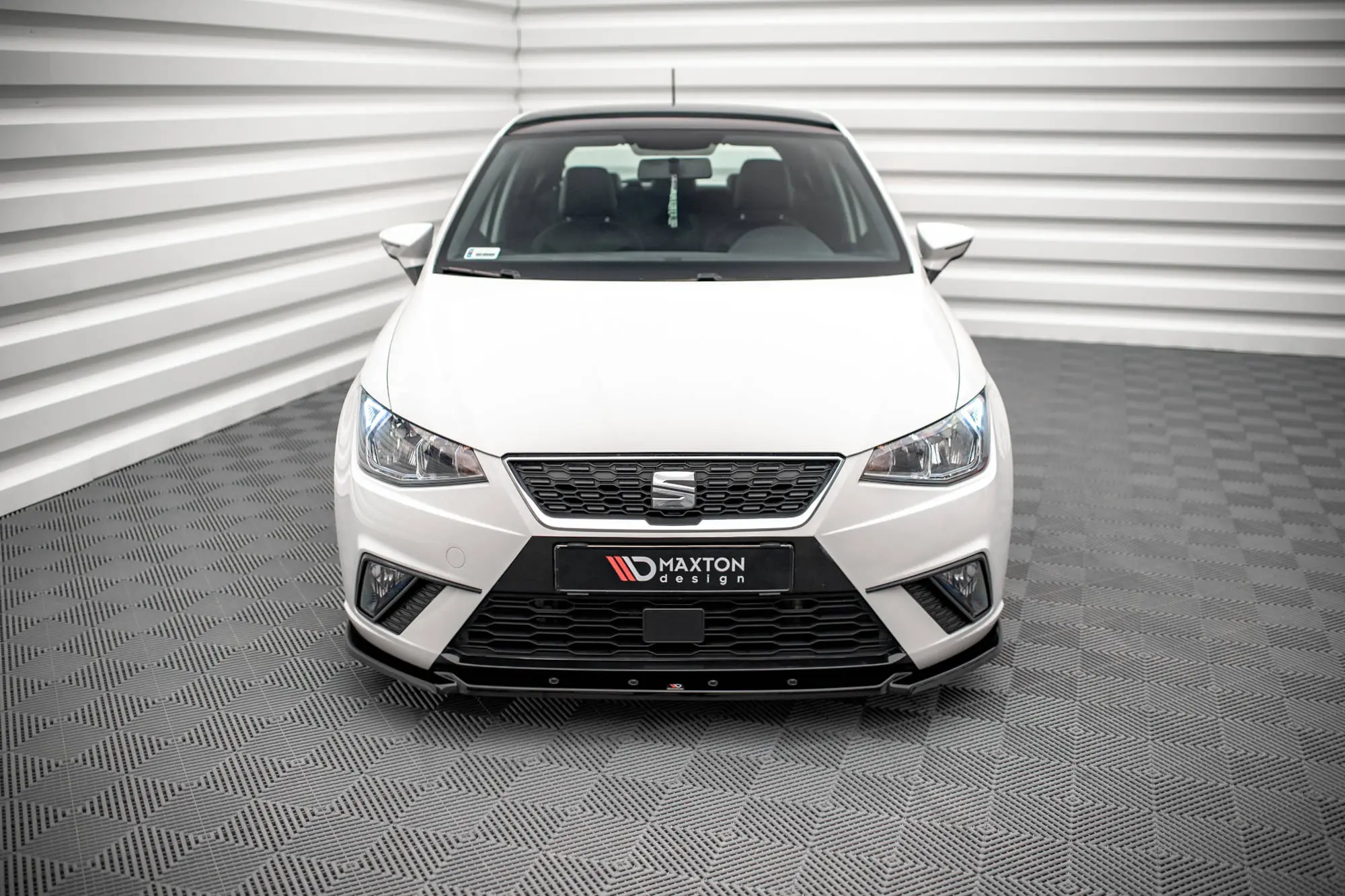Frontspoiler Seat Ibiza V FR / Ibiza V Standard 2017-2021 | V.2 Glossy Black Edition – bilde 3