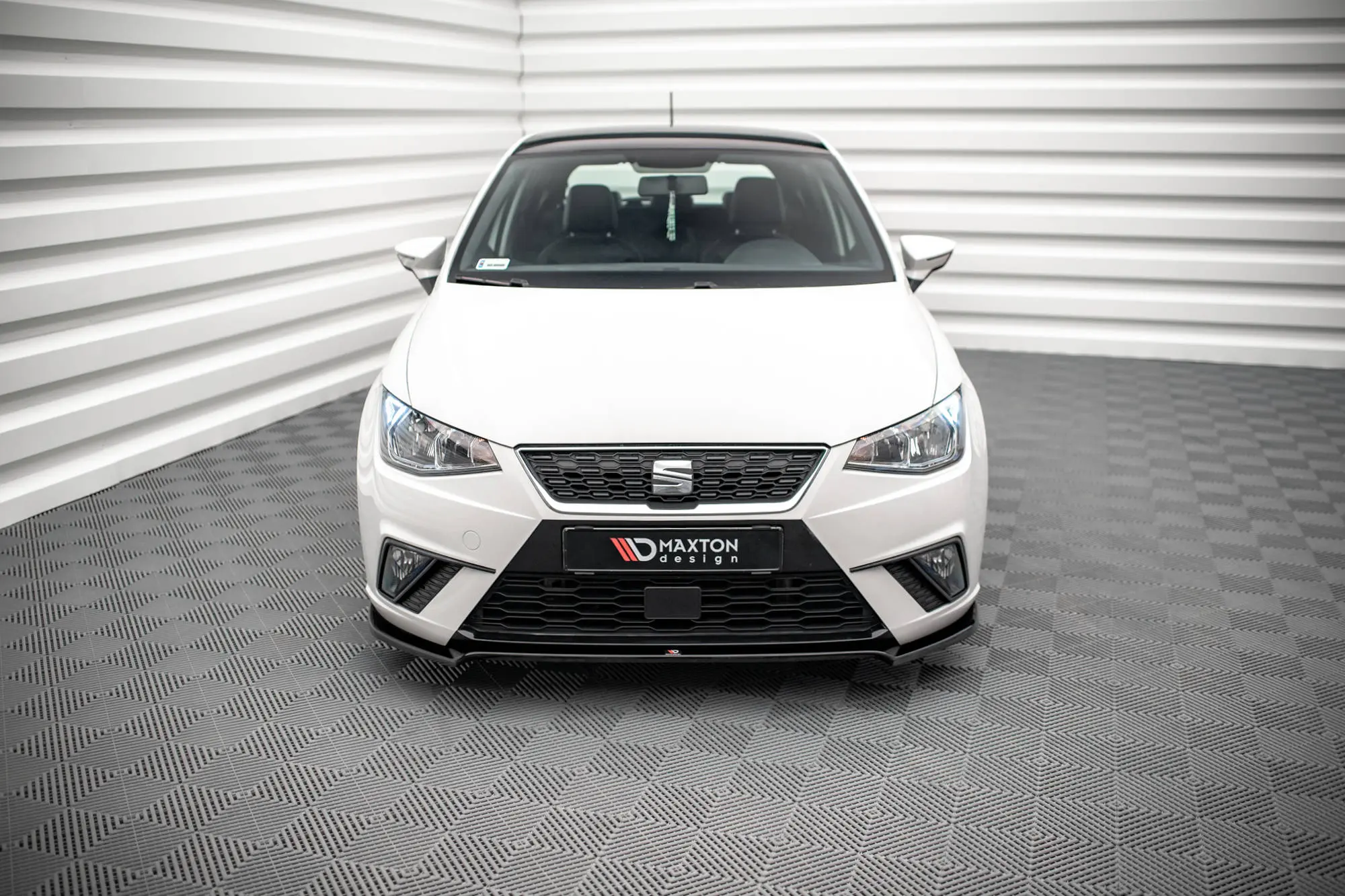 Frontspoiler Seat Ibiza V FR / Ibiza V Standard 2017-2021 | V.3 Glossy Black Edition – bilde 2