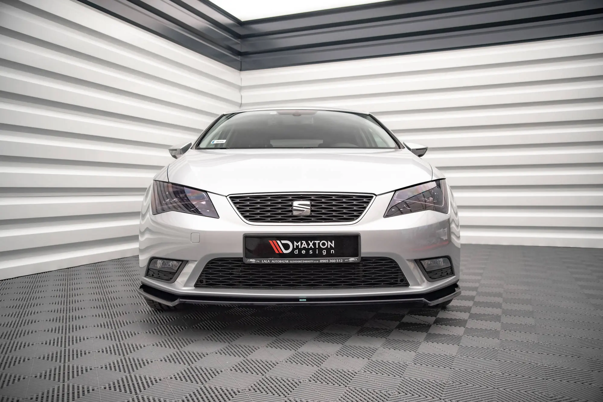 Frontspoiler Seat Leon III 2012-2016 | V.2 Glossy Black Edition