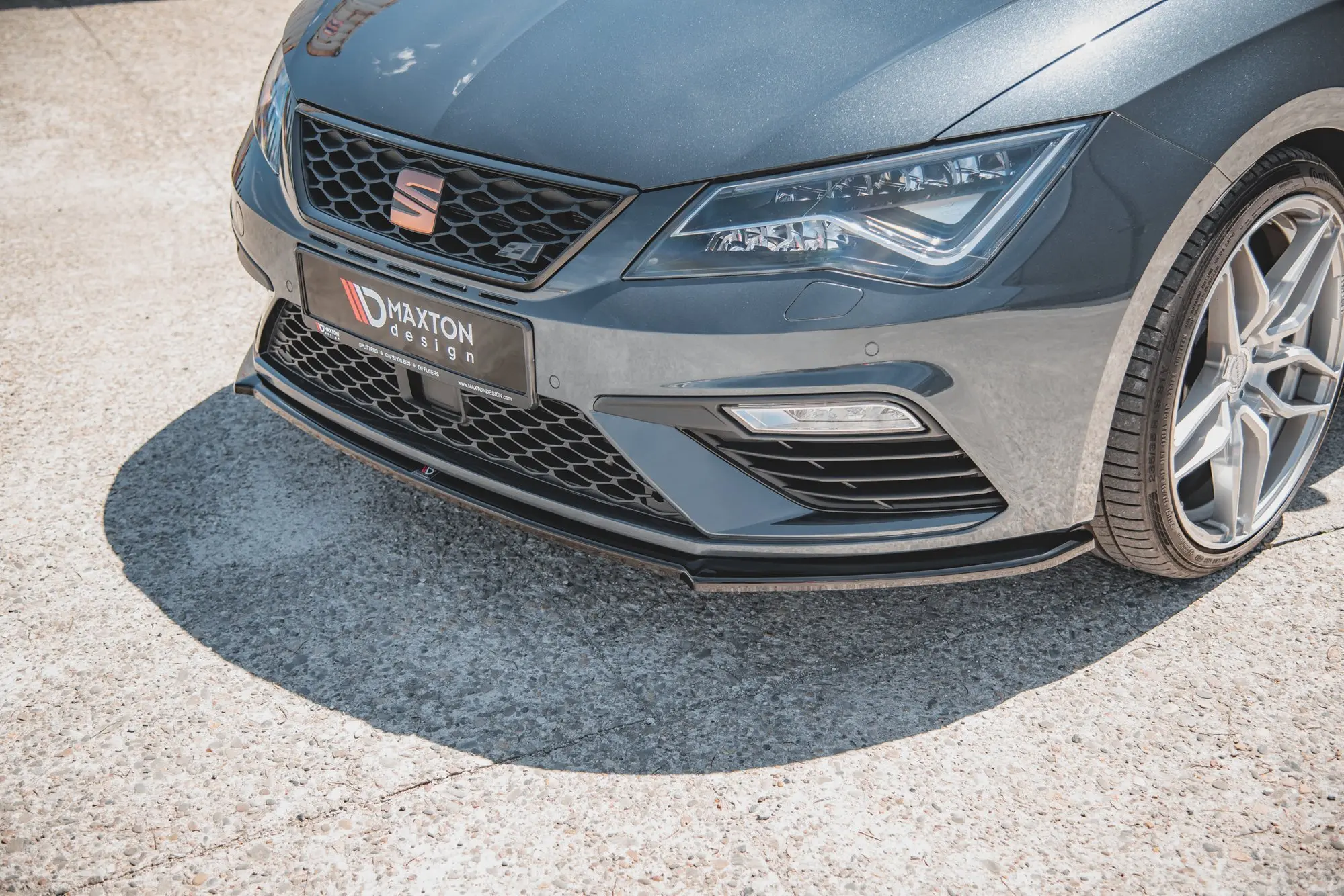 Frontspoiler Seat Leon III Cupra / Leon FR Facelift 2017-2020 | V.4 Glossy Black Edition – bilde 2