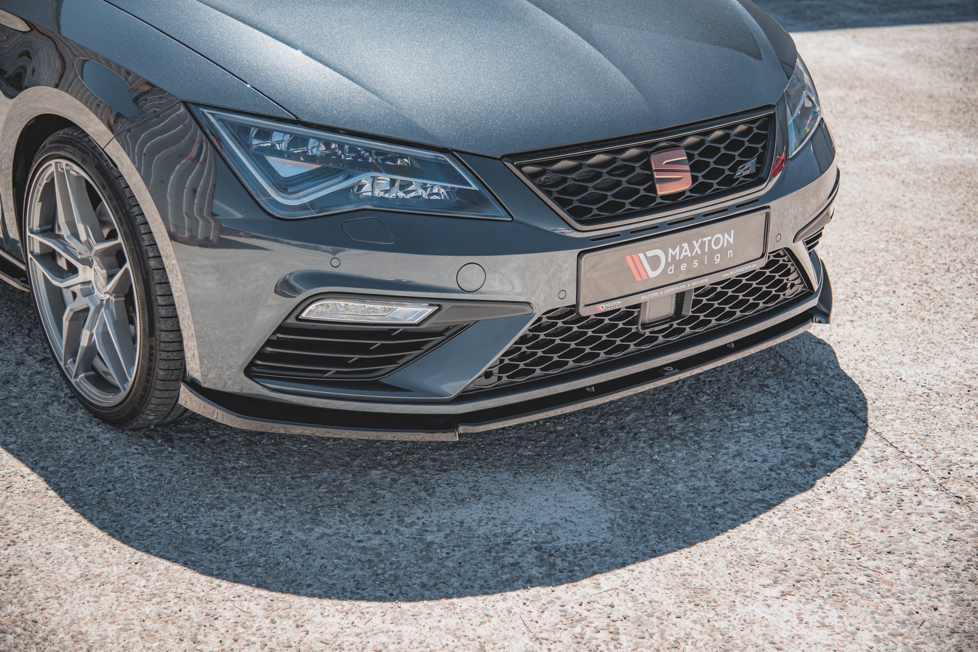 Frontspoiler Seat Leon III Cupra / Leon FR Facelift 2017-2020 | V.6 Glossy Black Edition
