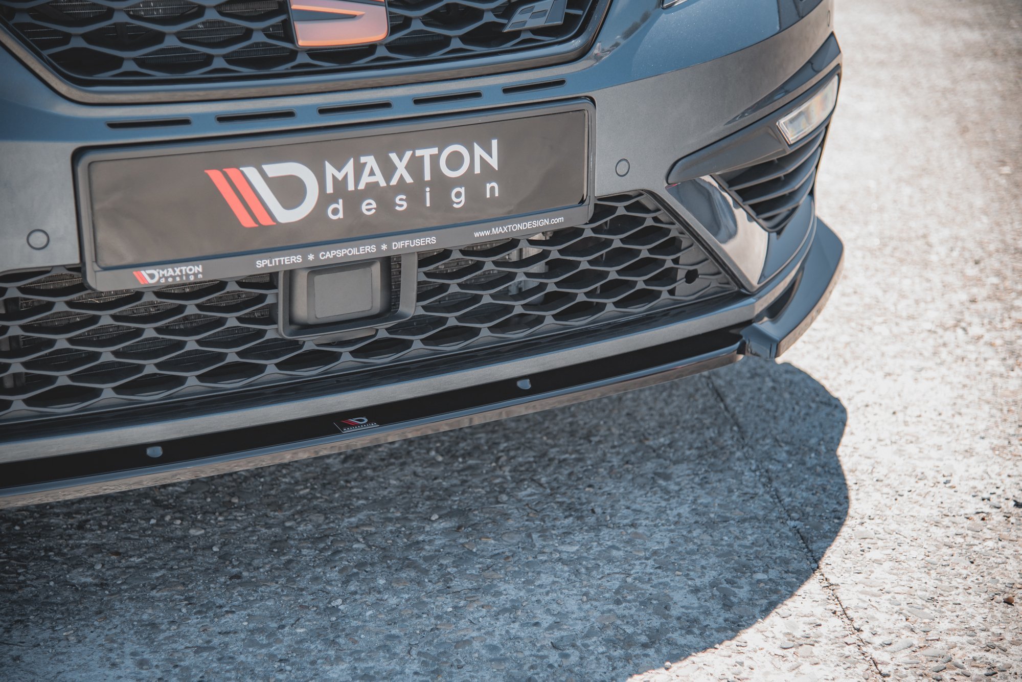 Frontspoiler Seat Leon III Cupra / Leon FR Facelift 2017-2020 | V.6 Glossy Black Edition – bilde 4