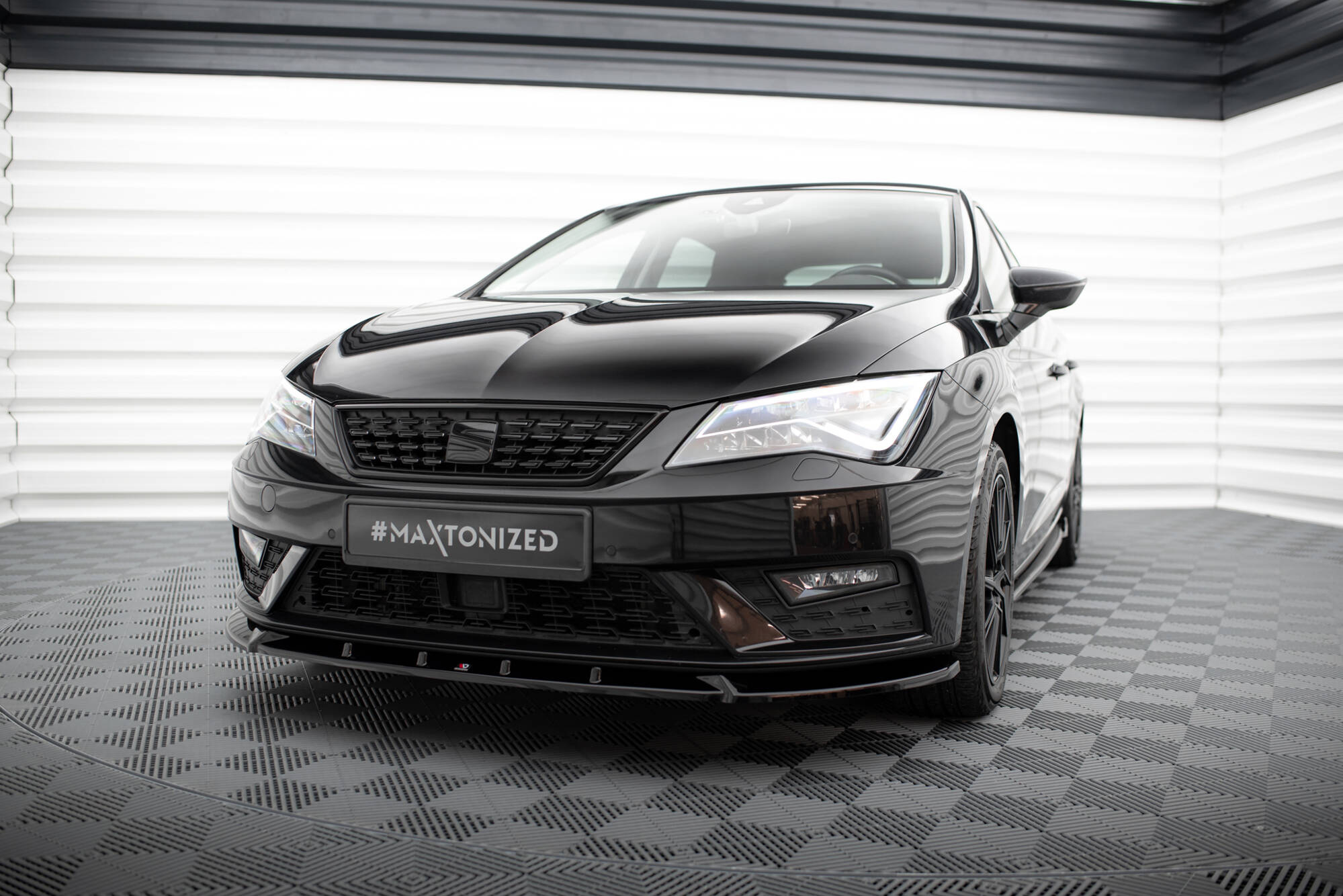 Frontspoiler Seat Leon III Facelift 2016 - 2020 | Sport Glossy Black Edition V1
