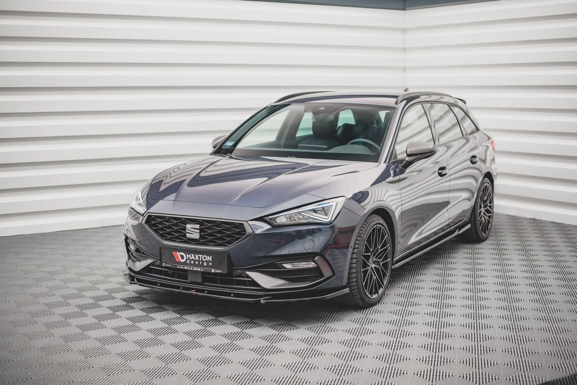 Frontspoiler Seat Leon IV FR 2020-> | V.2 Glossy Black Edition – bilde 3