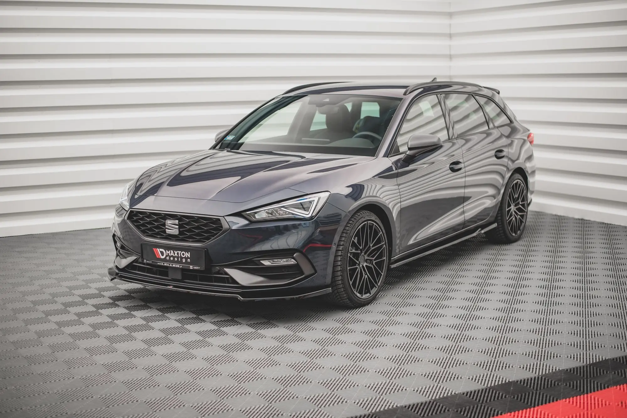 Frontspoiler Seat Leon IV FR 2020-> | V.4 Glossy Black Edition – bilde 3