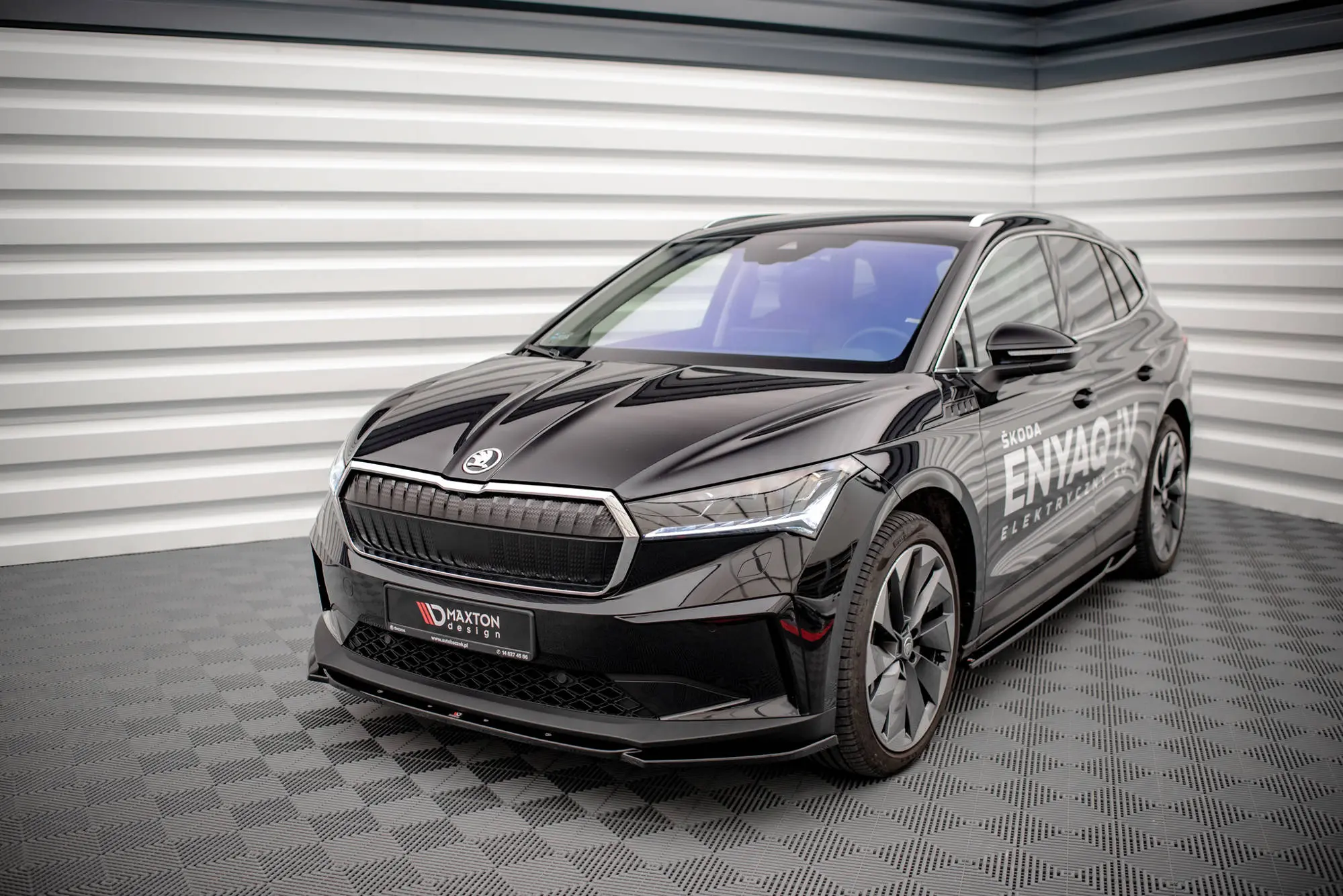 Frontspoiler Škoda Enyaq iV 2020 -> | V.3 Glossy Black Edition – bilde 4