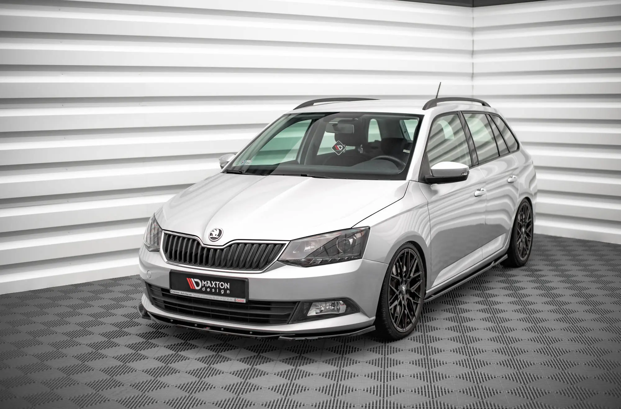 Frontspoiler Skoda Fabia III 2014-2019 | V.2 Glossy Black Edition – bilde 3