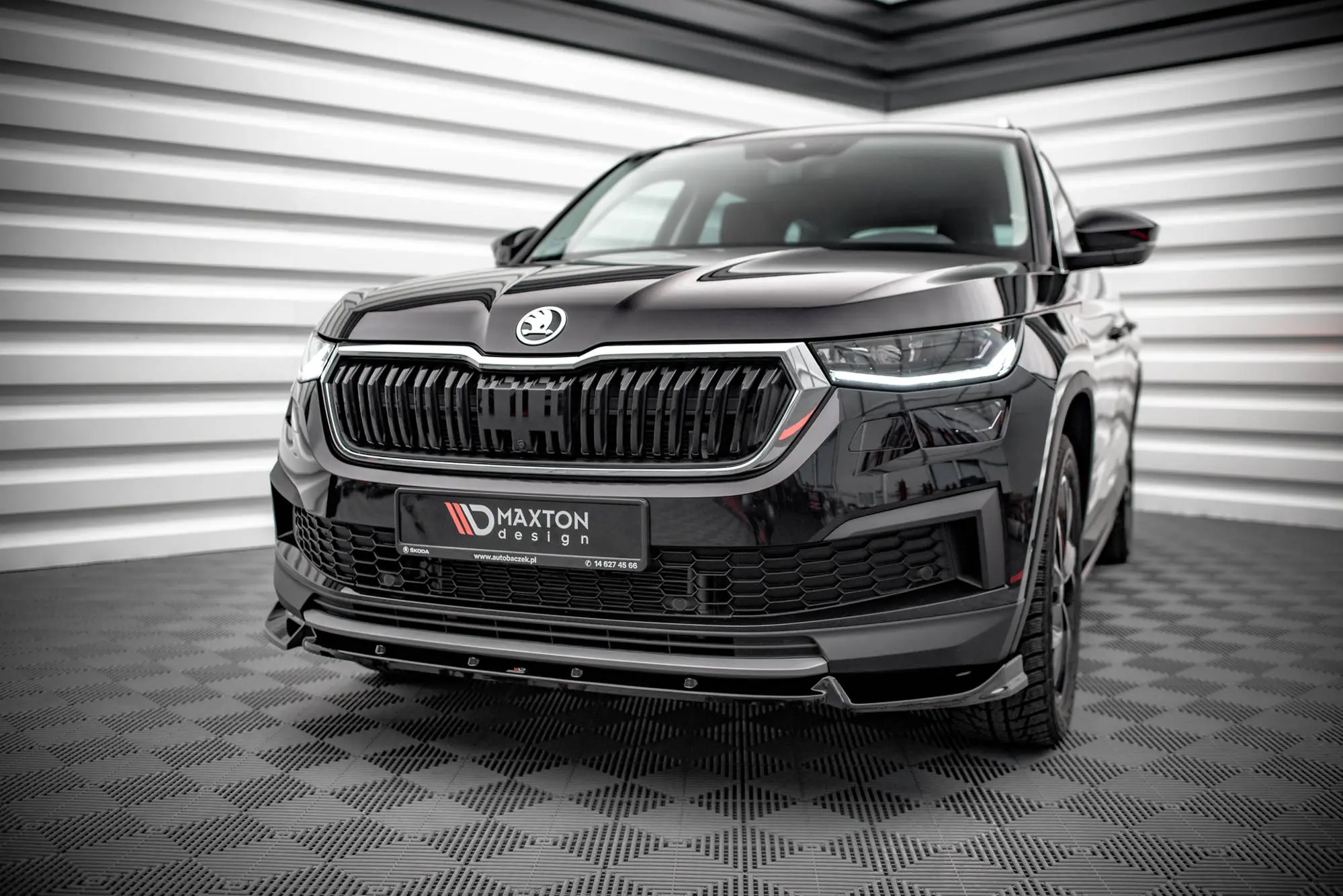 Frontspoiler Škoda Kodiaq I Facelift 2021 - 2024 | V.1 Glossy Black Edition Image 1