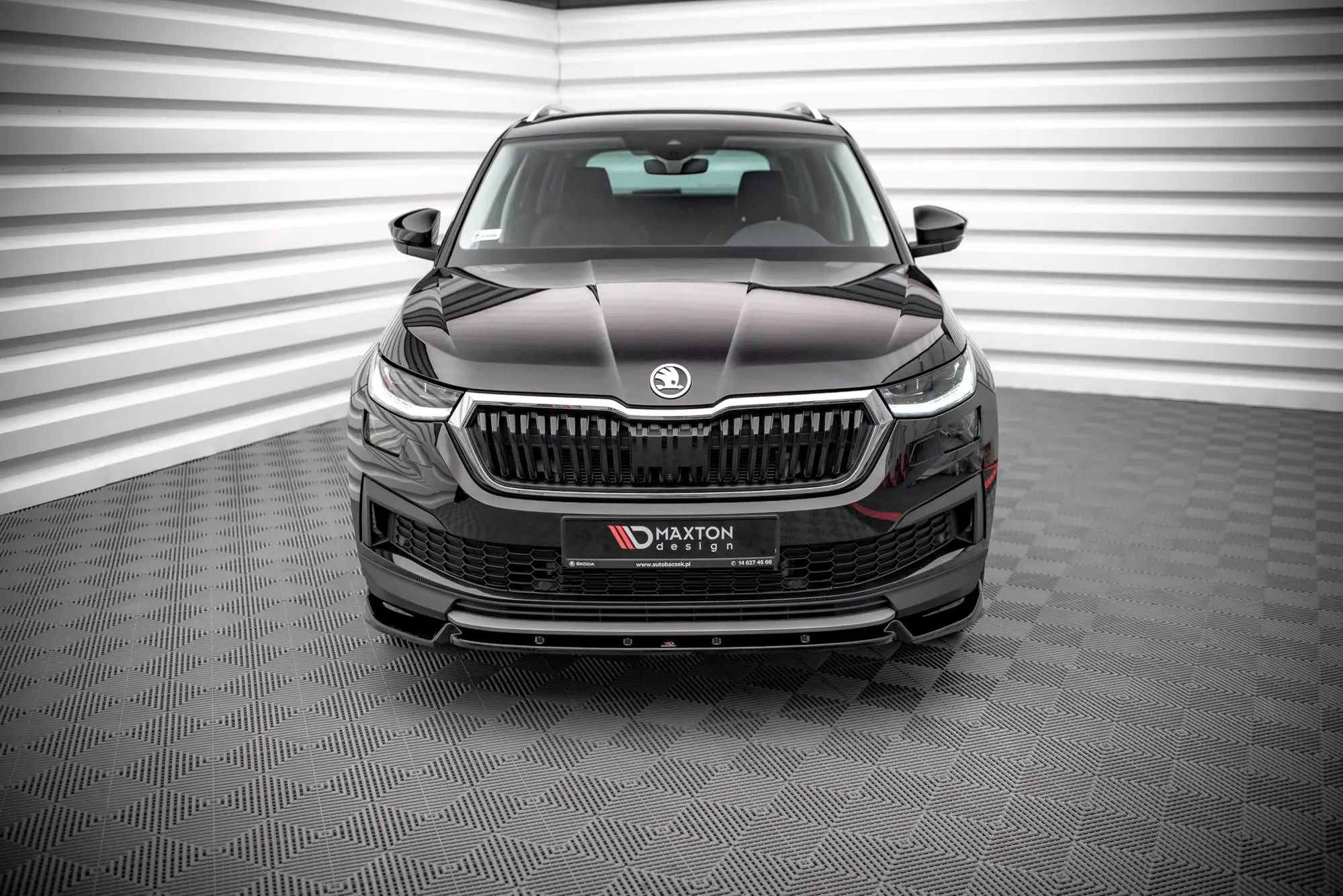 Frontspoiler Škoda Kodiaq I Facelift 2021 - 2024 | V.1 Glossy Black Edition Image 2