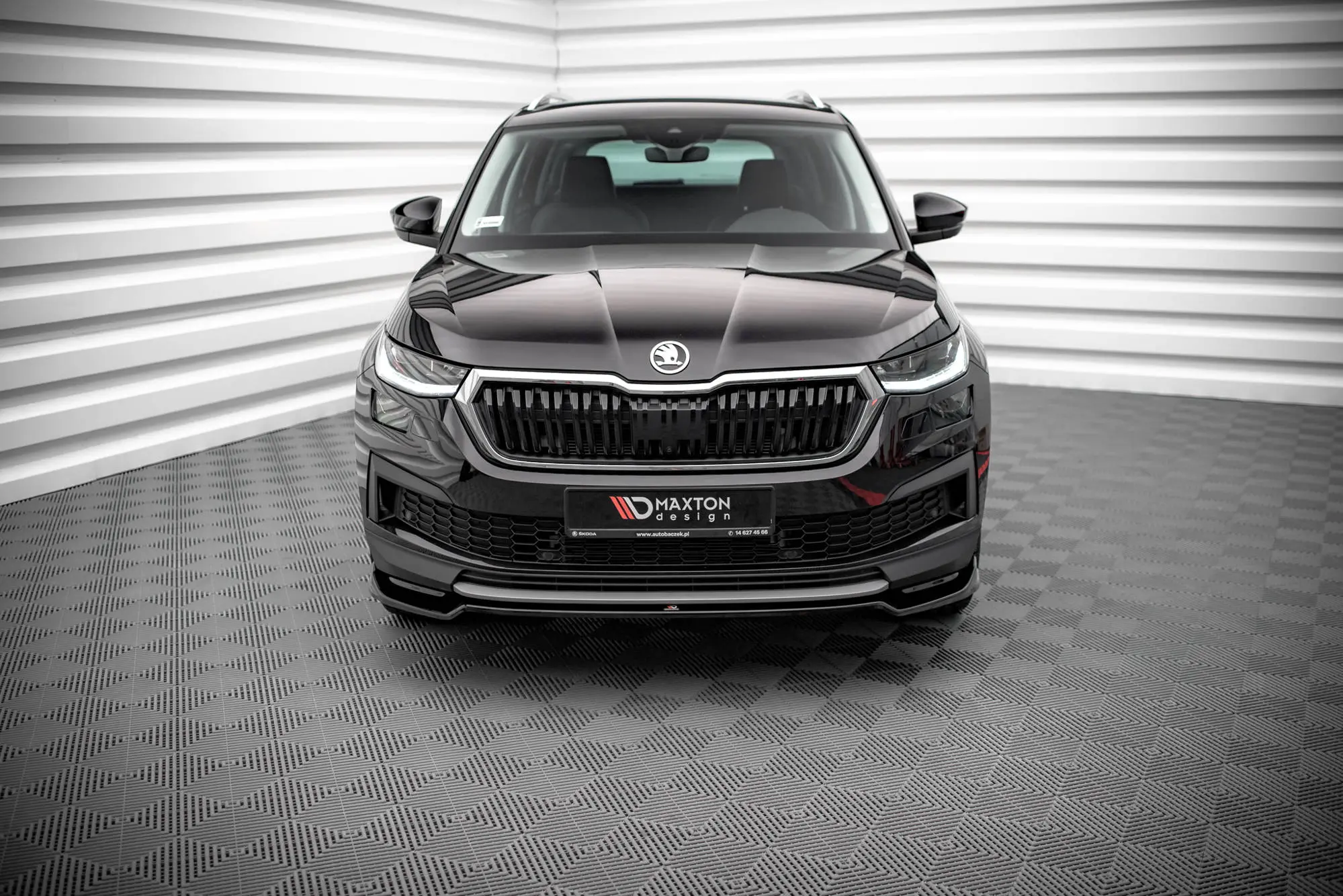 Frontspoiler Škoda Kodiaq I Facelift 2021 - 2024 | V.2 Glossy Black Edition – bilde 3