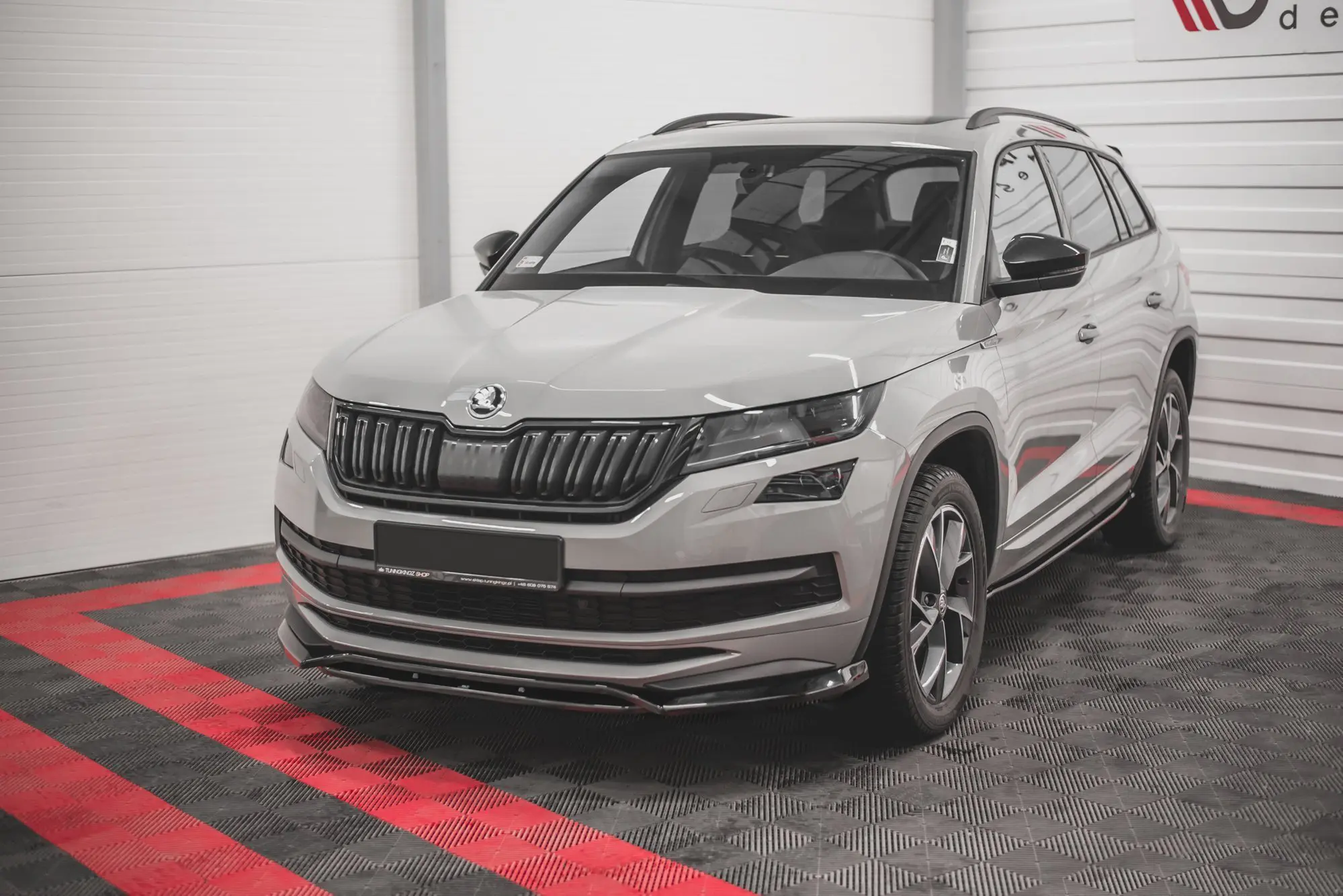 Frontspoiler Skoda Kodiaq I Sportline 2016 - 2024  /  Skoda Kodiaq I RS 2019 - 2024 | Glossy Black Edition – bilde 2