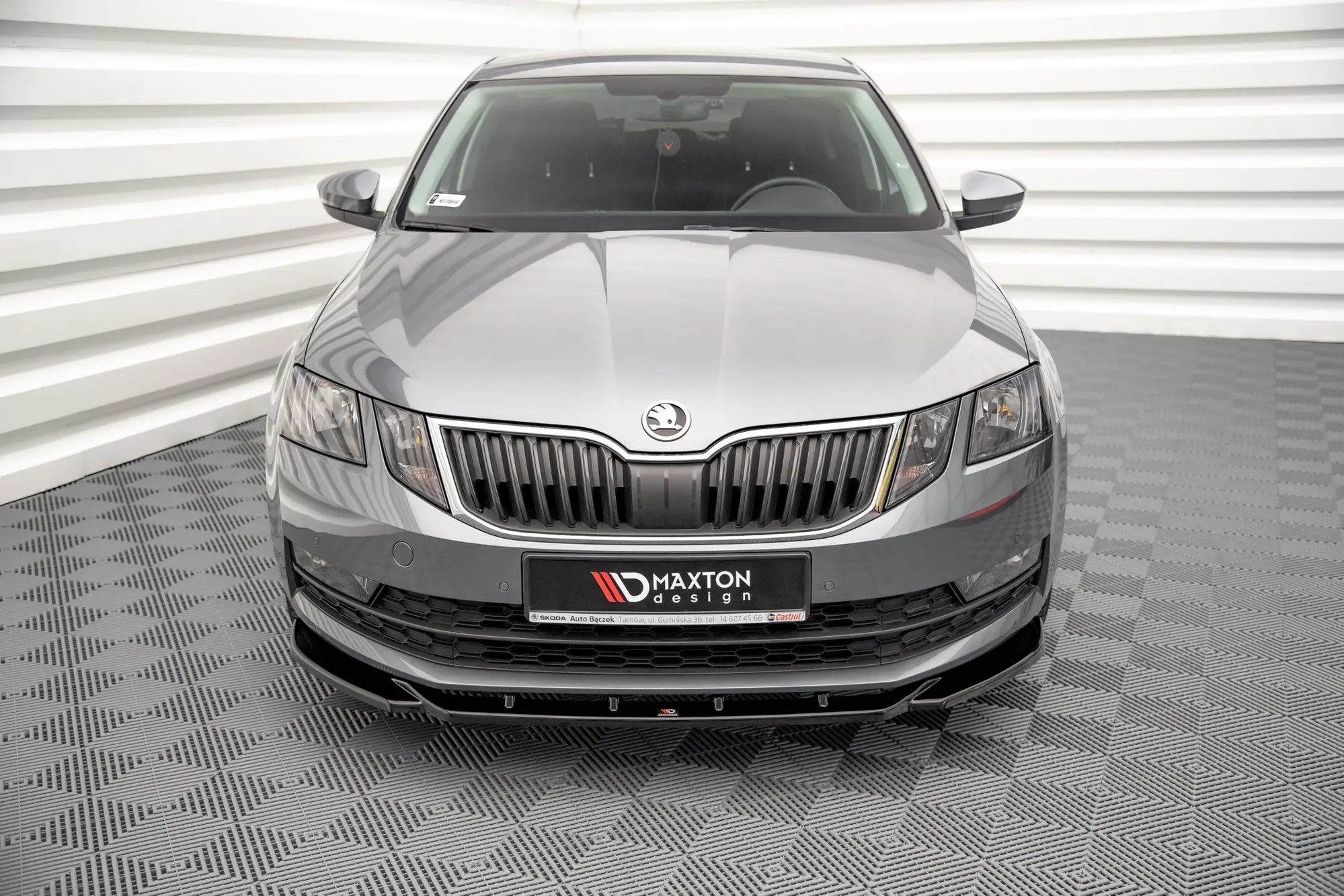 Frontspoiler Skoda Octavia III Facelift 2016-2020 | V.2 Glossy Black Edition – bilde 3