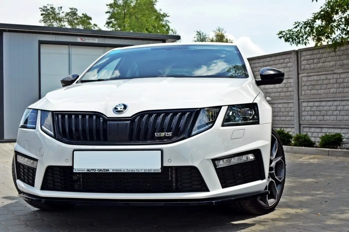 Frontspoiler Skoda Octavia III RS 2013-2016 | V.1 Glossy Black Edition – bilde 2