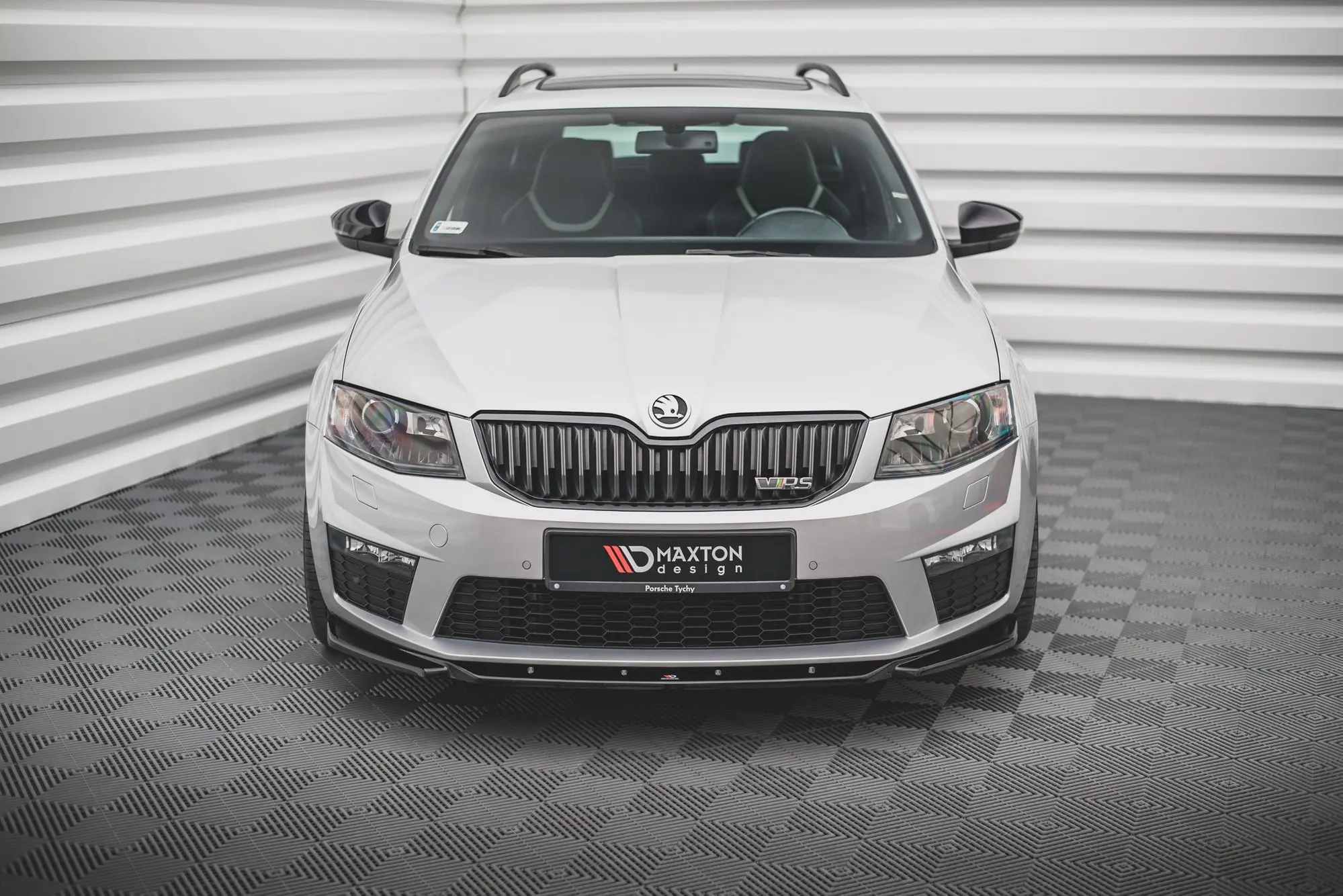 Frontspoiler Skoda Octavia III RS 2013-2016 | V.4 Glossy Black Edition – bilde 5