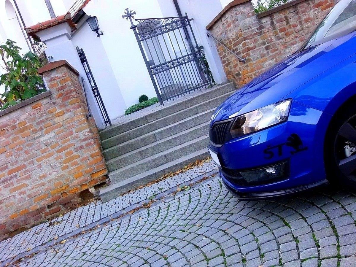 Frontspoiler Skoda Rapid 2012-2019 | V.1 Glossy Black Edition – bilde 2
