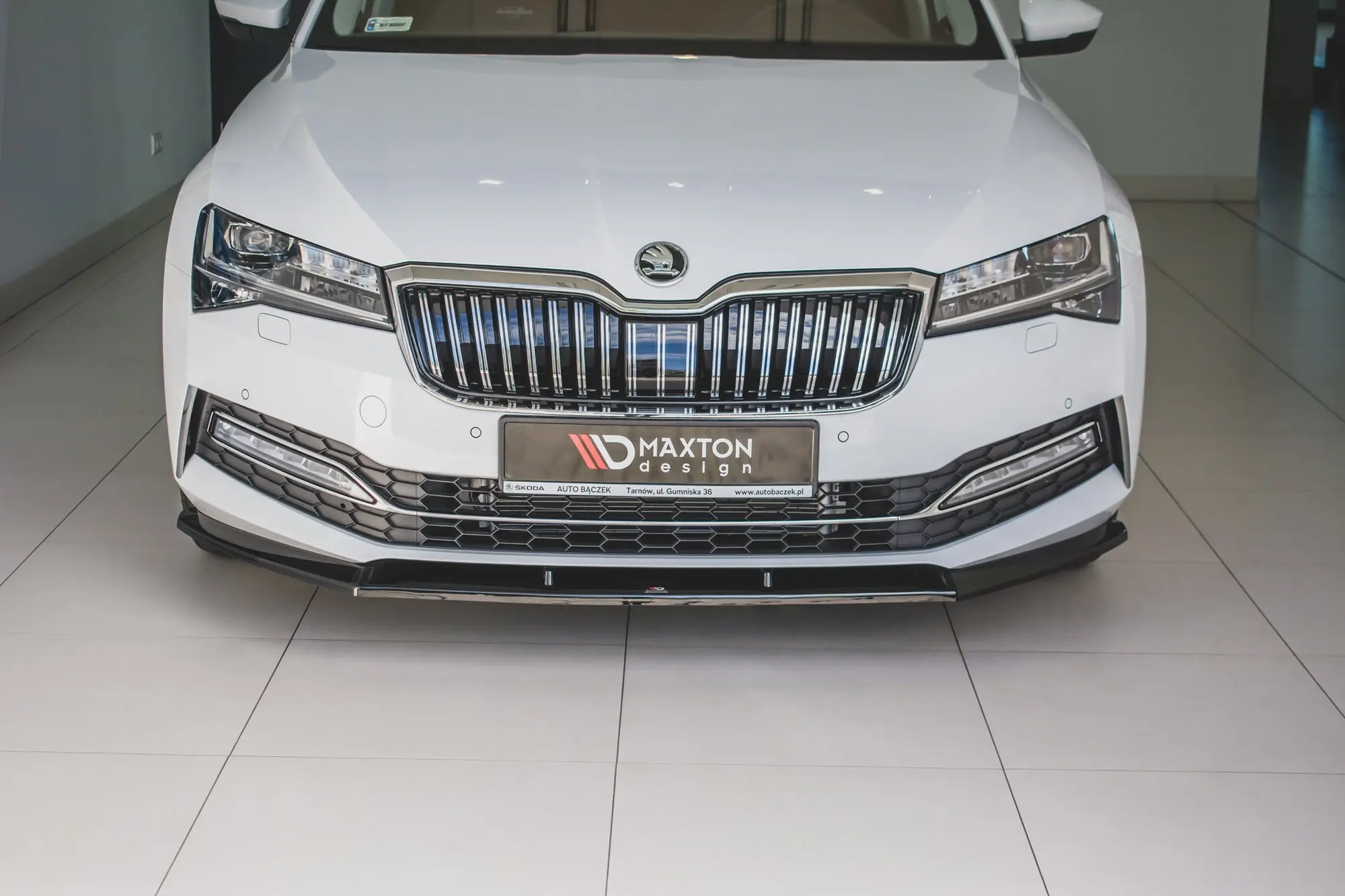 Frontspoiler Skoda Superb III Facelift 2019 - 2024 | V.2 Glossy Black Edition