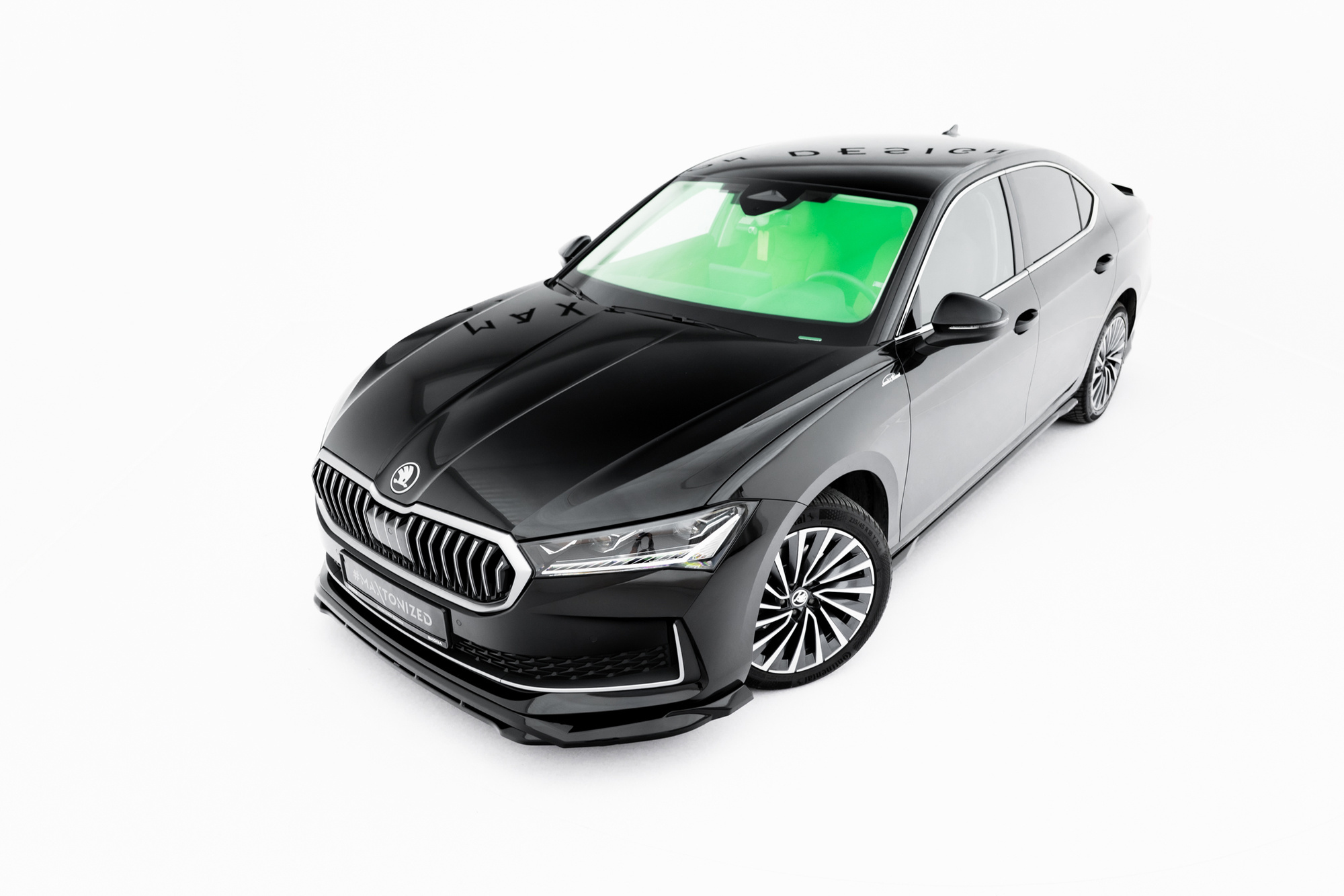 Frontspoiler Skoda Superb IV 2024 -> | Sport Glossy Black Edition V1 Image 1