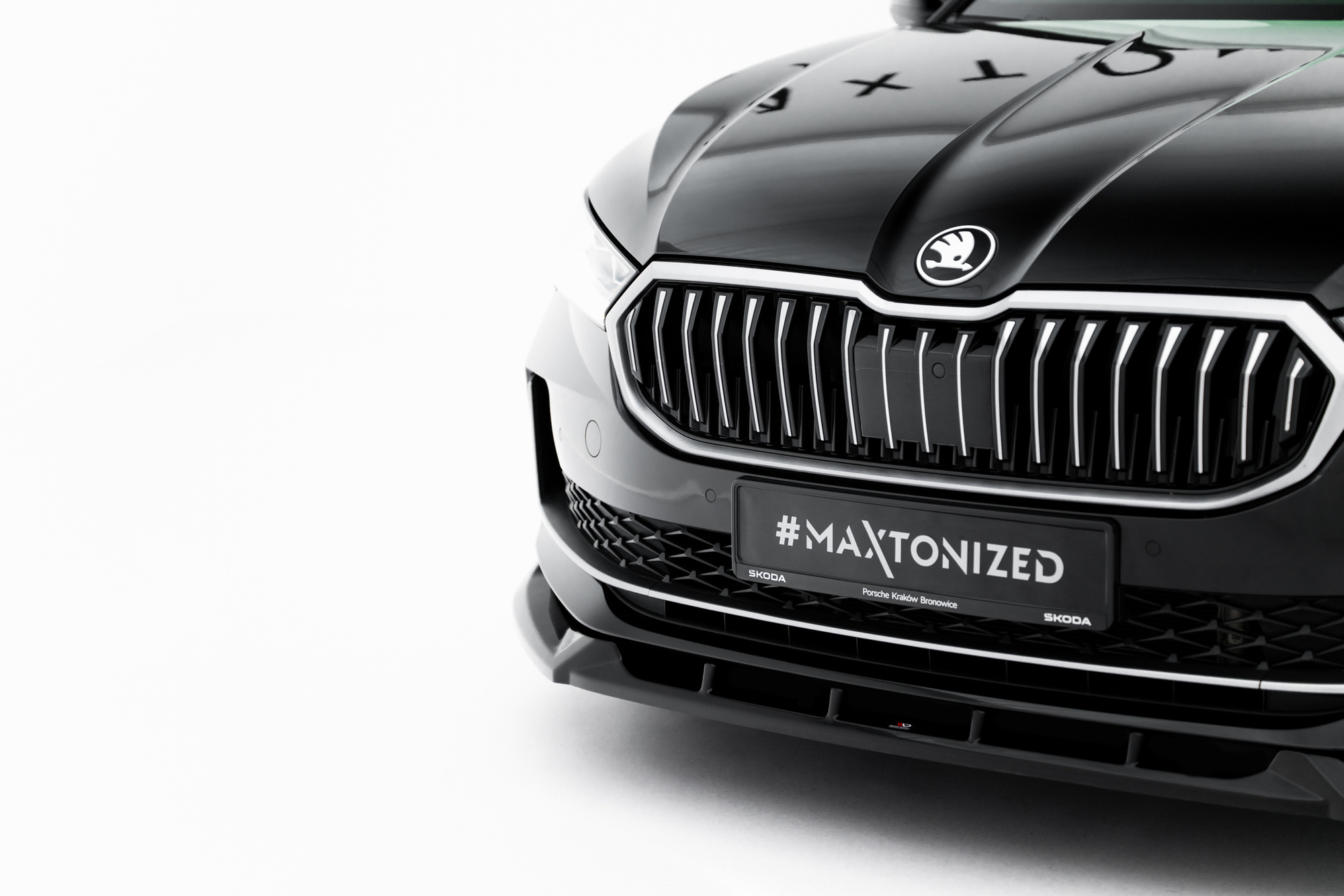 Frontspoiler Skoda Superb IV 2024 -> | Sport Glossy Black Edition V2 – bilde 4
