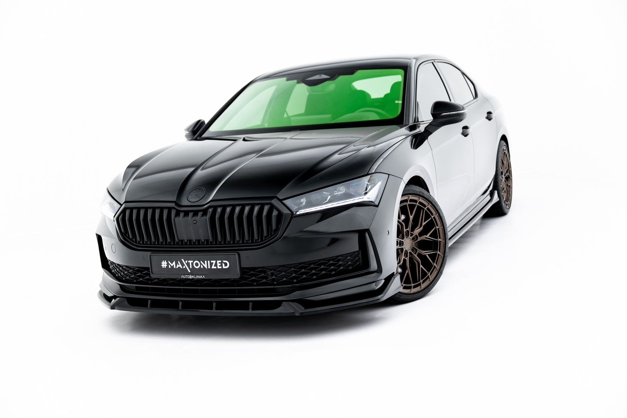Frontspoiler Skoda Superb Sportline IV 2023 -> | Glossy Black Edition V2